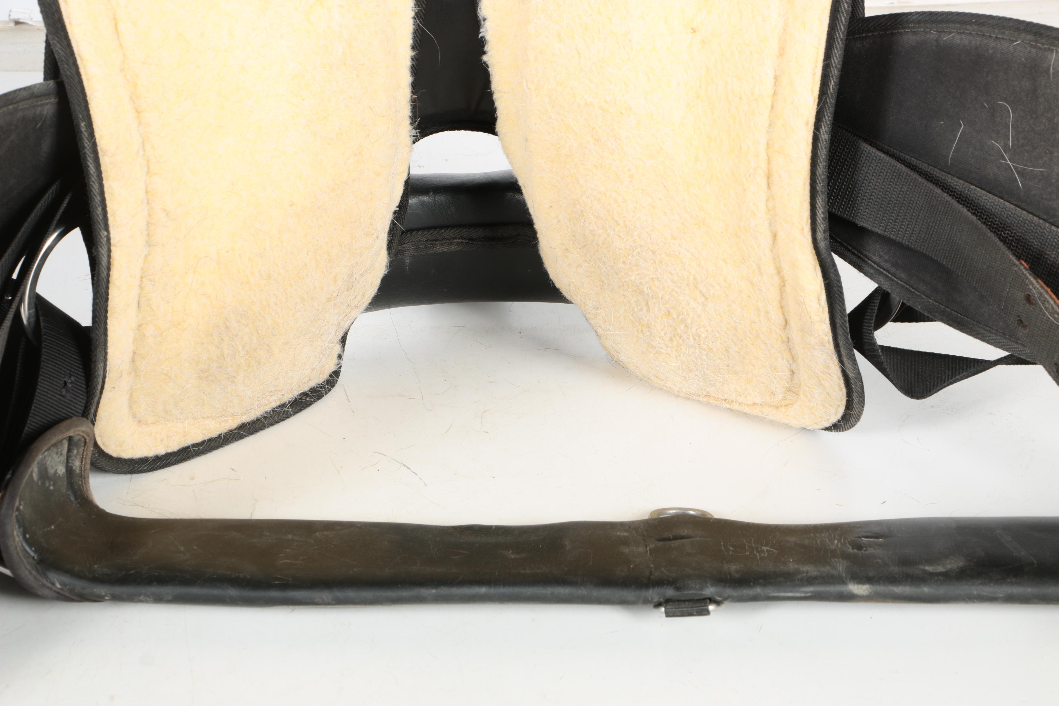 Abetta Nylon All-Around Western Saddle