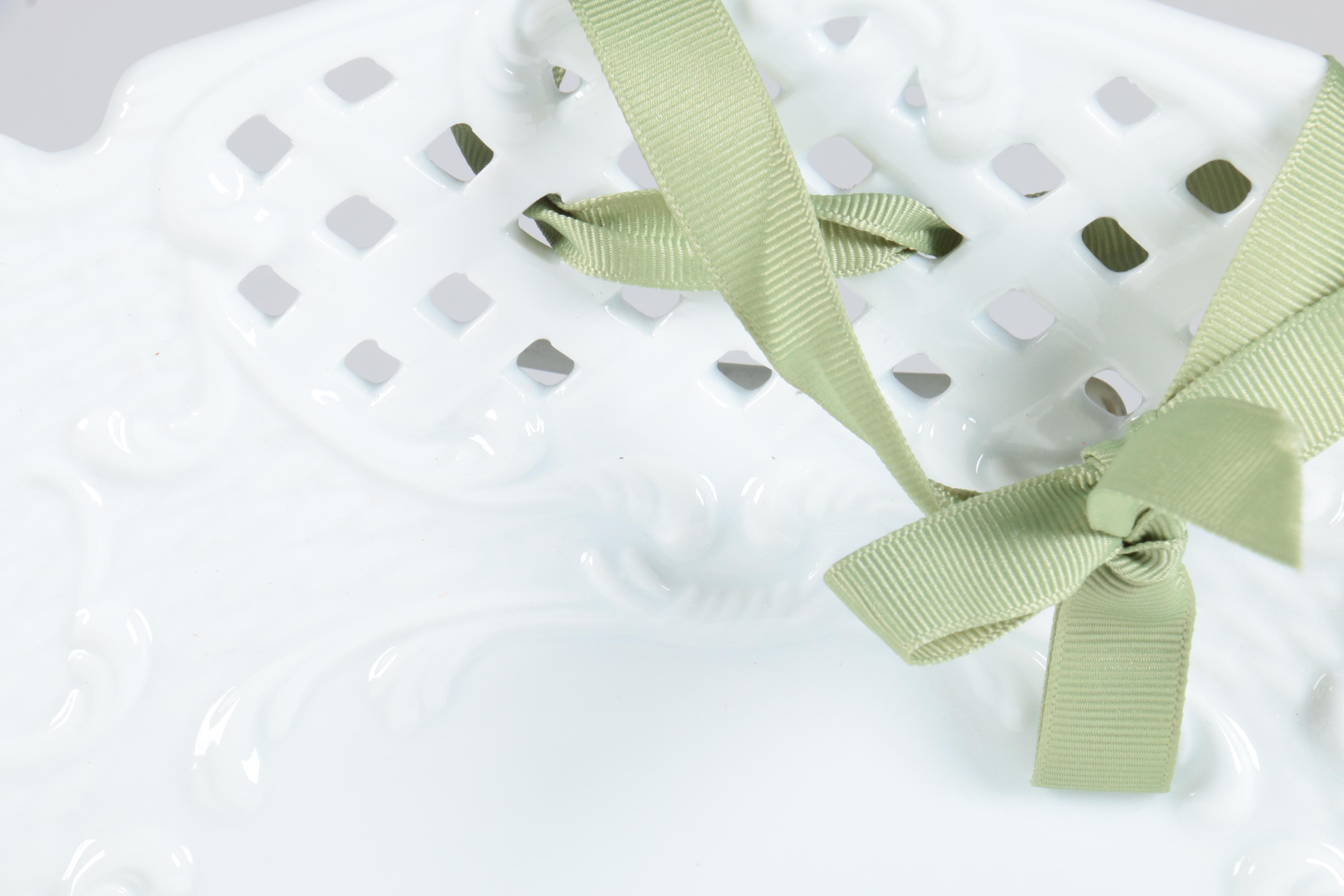 Two's Company Decorative Plates with Ribbon