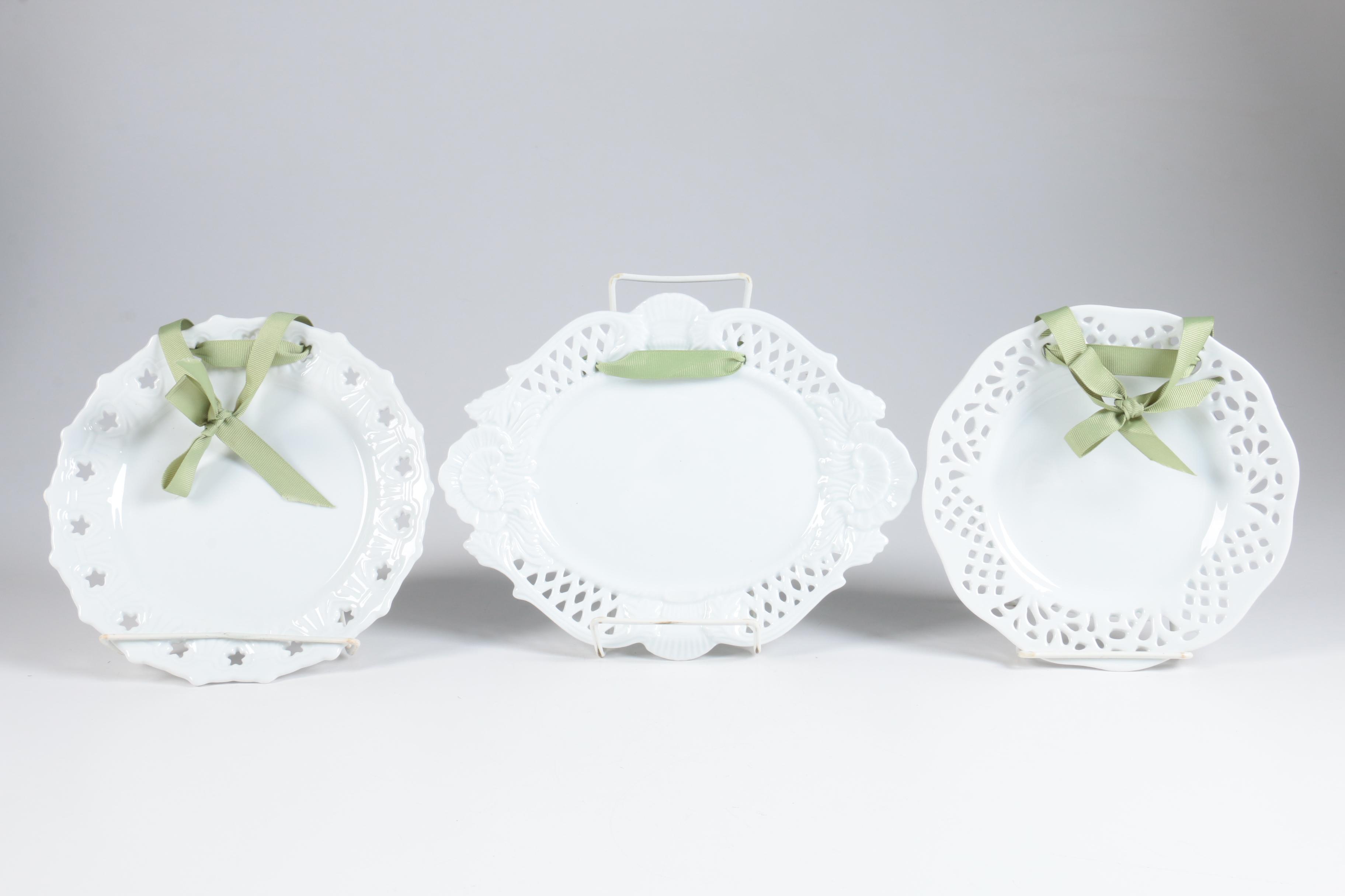 Two's Company Decorative Plates with Ribbon