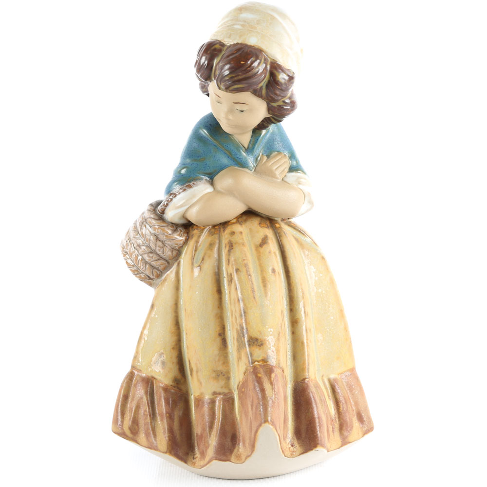 Vintage Retired Lladro Figurine "Girl with Crossed Arms"