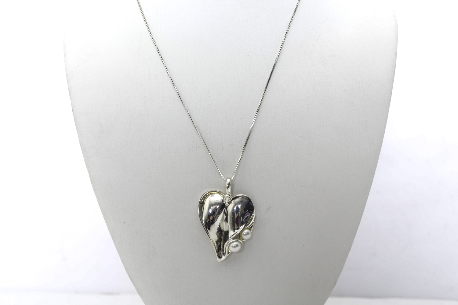 Vintage Hagit Gorali Sterling and Pearl Leaf Necklace