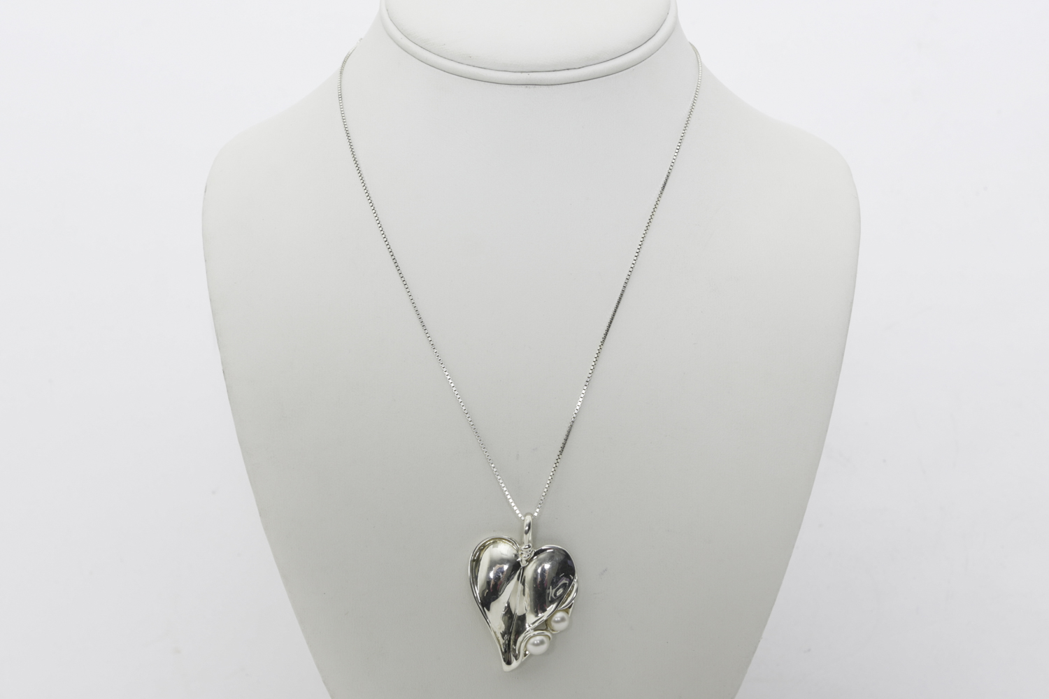 Vintage Hagit Gorali Sterling and Pearl Leaf Necklace