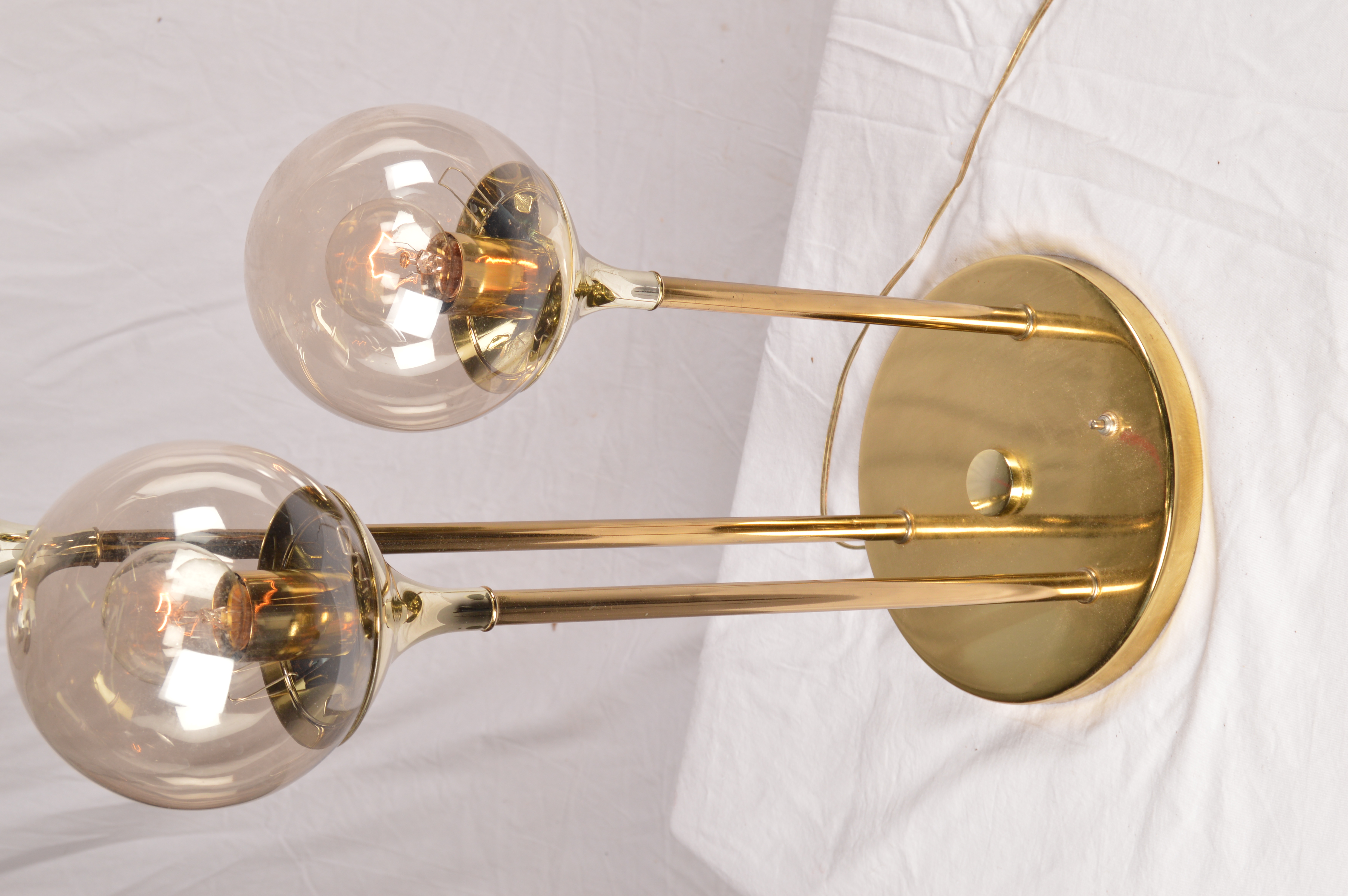 Mid Century Modern Tri Globe Table Lamp