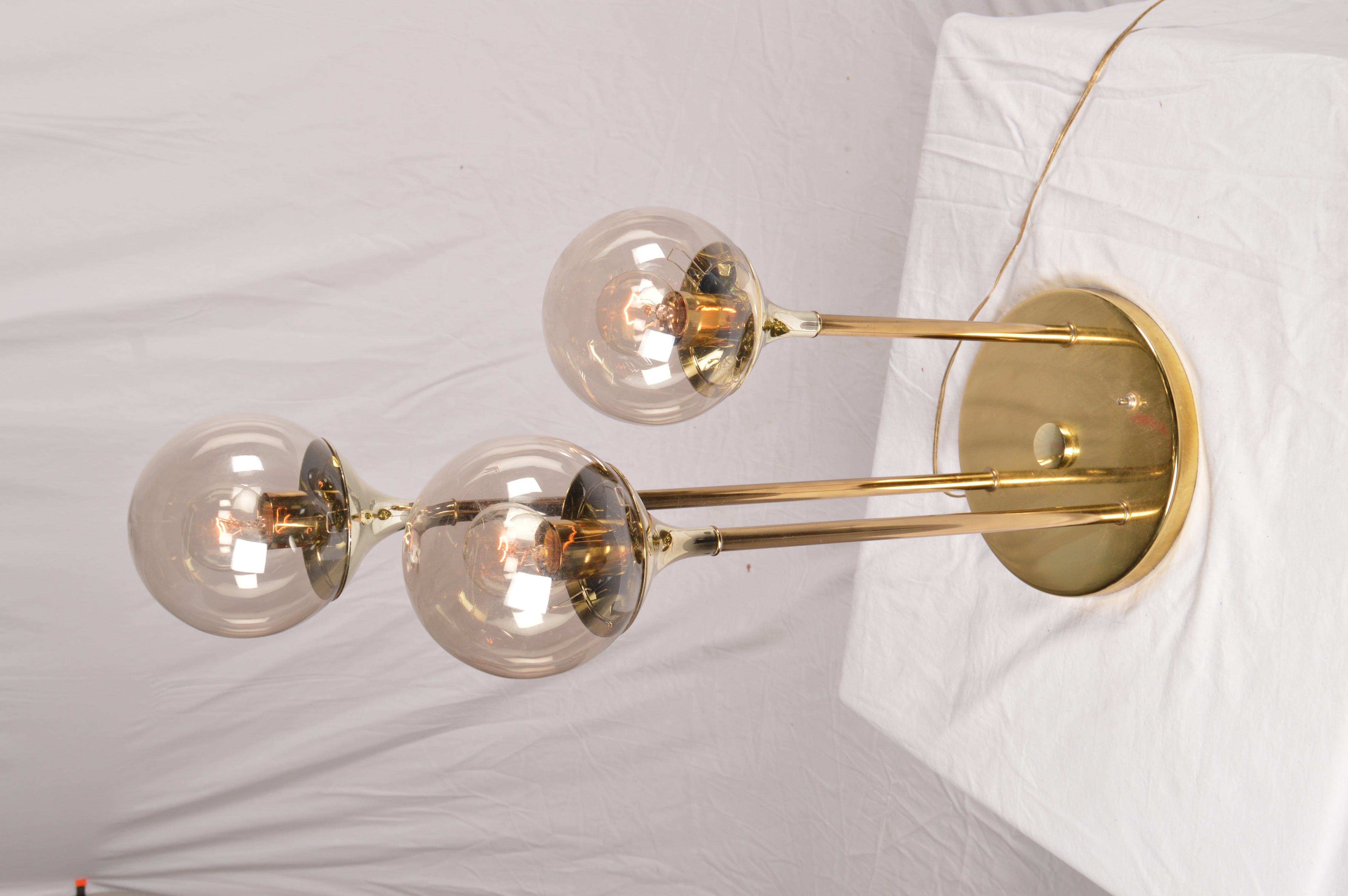 Mid Century Modern Tri Globe Table Lamp