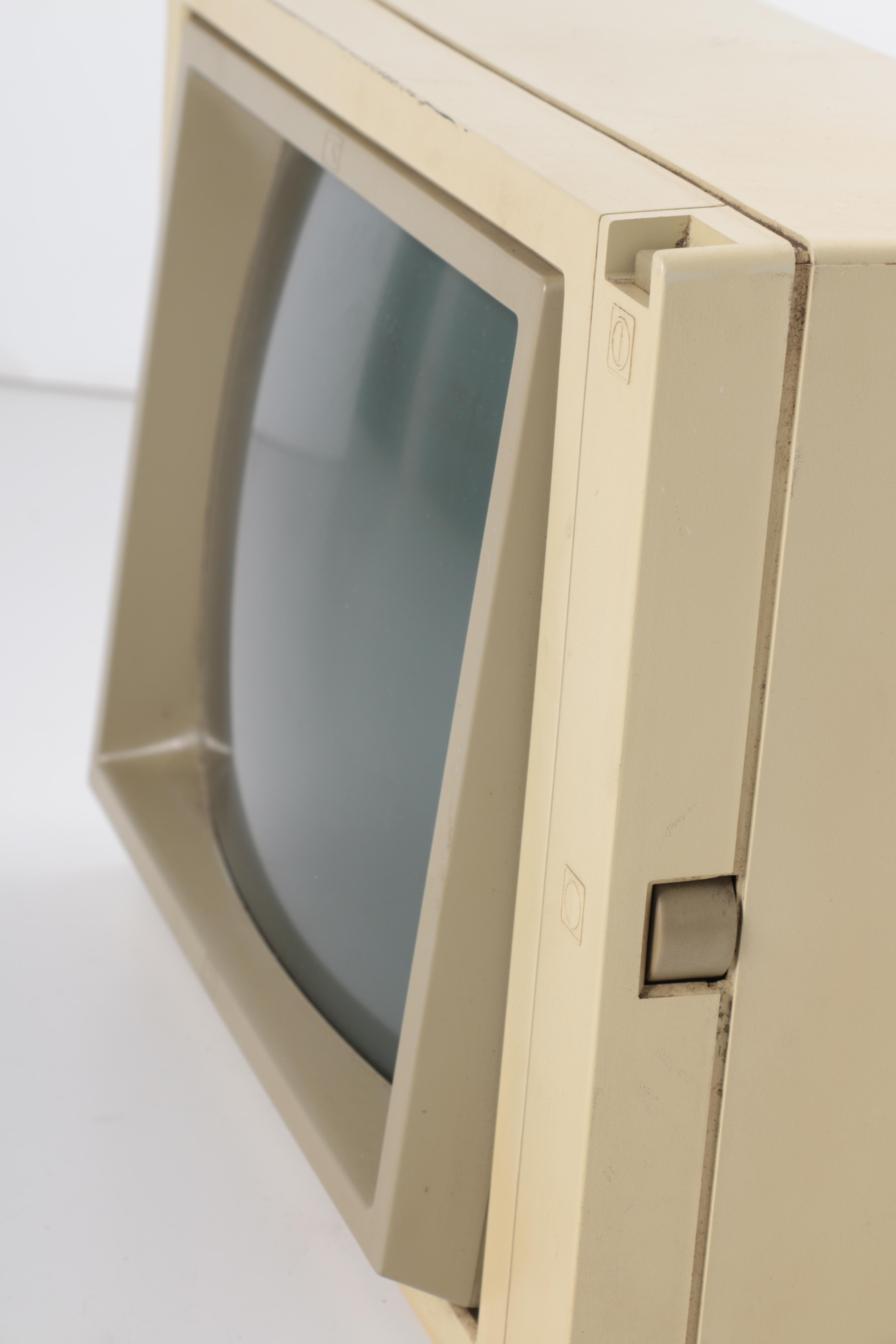 Vintage Apple IIe Computer with Accessories