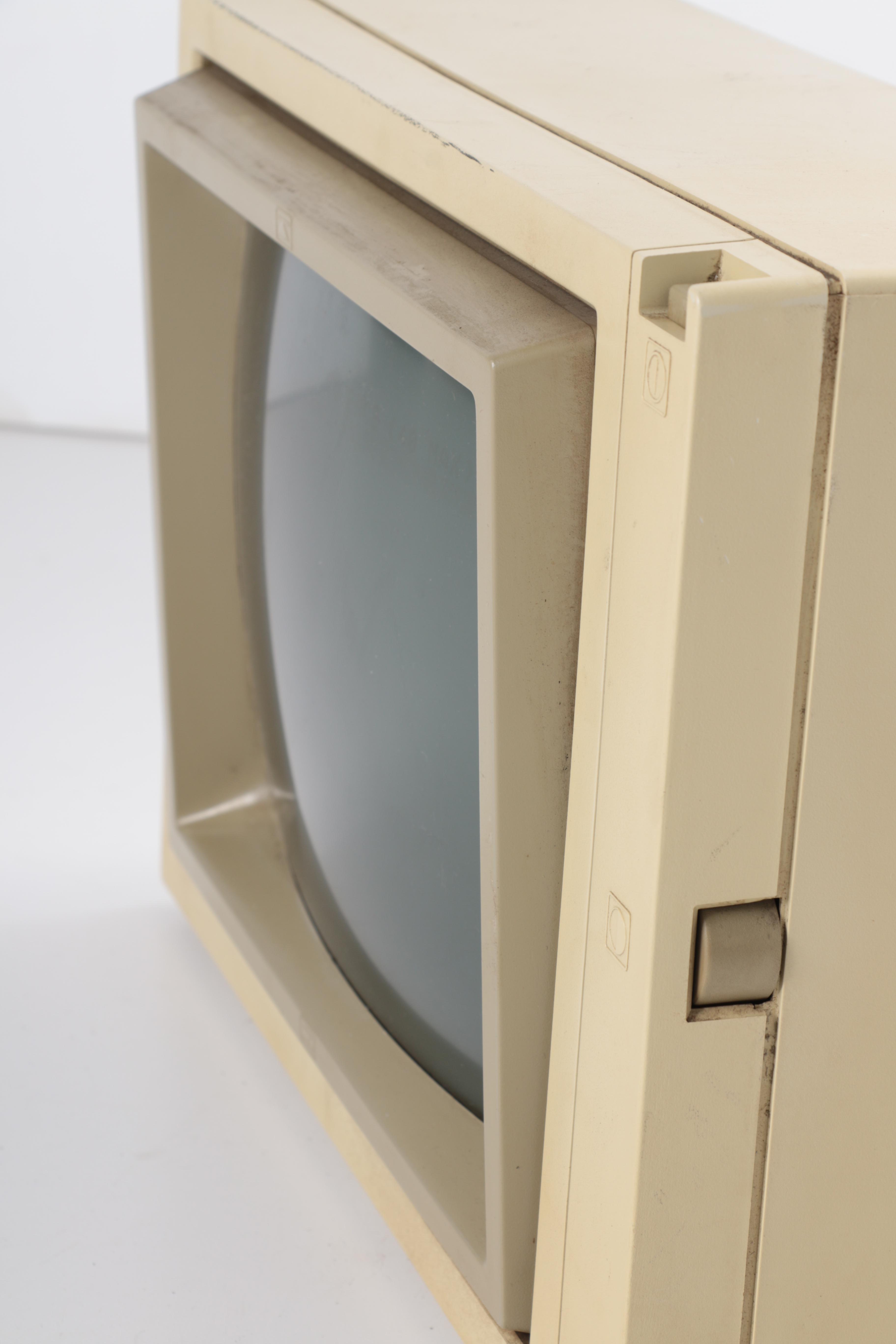 Vintage Apple IIe Computer with Accessories