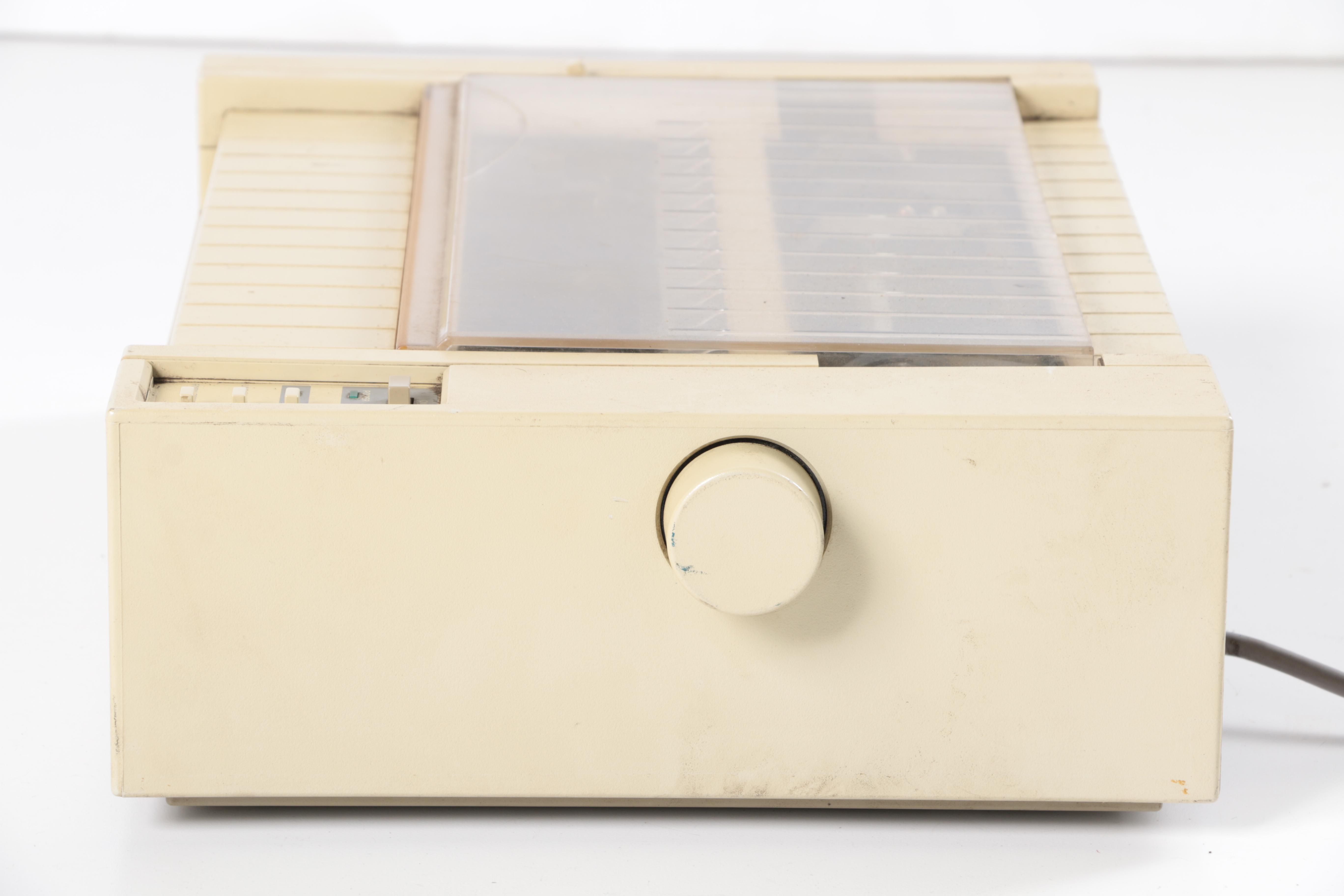 Vintage Apple IIe Computer with Accessories