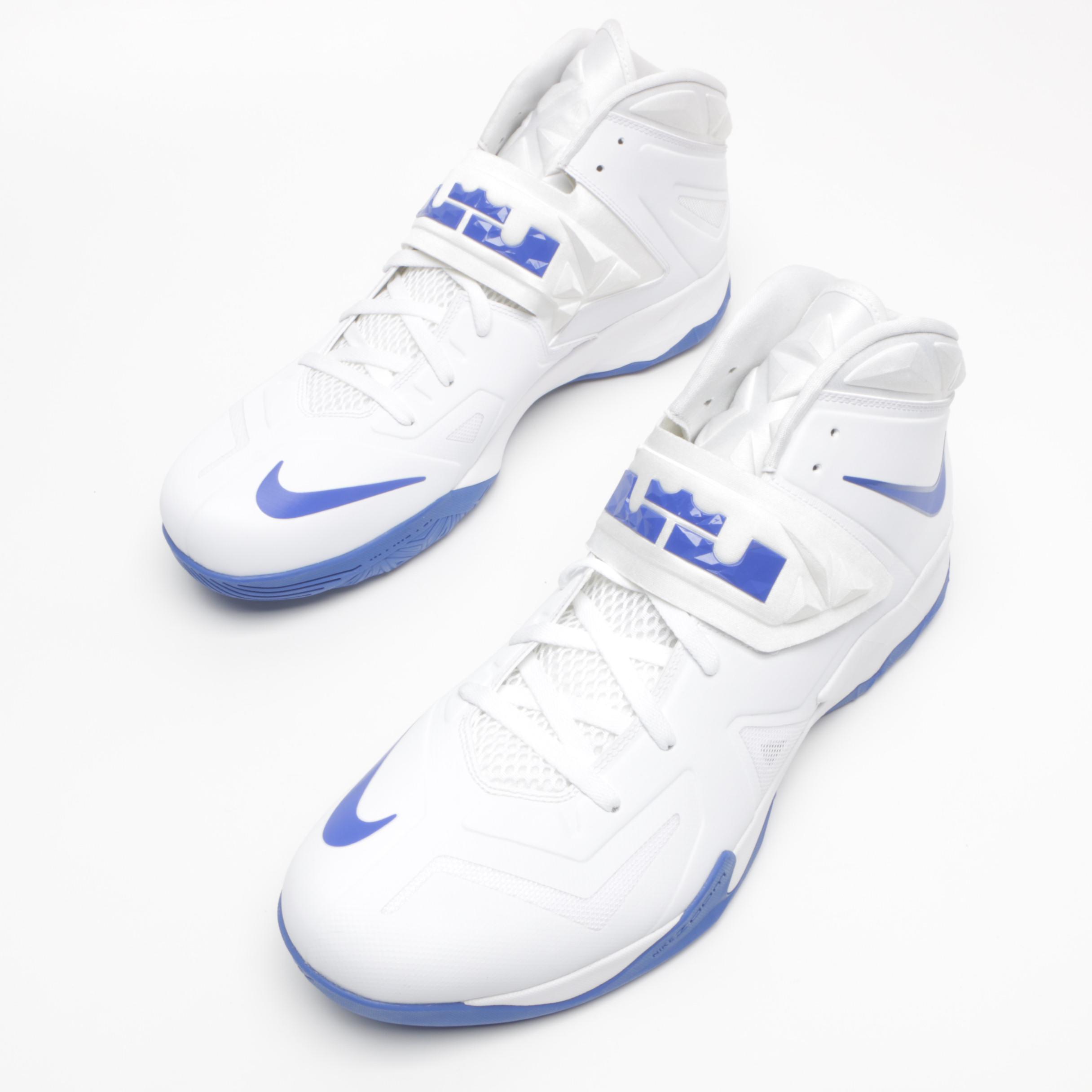 Men's UK Team Issued Nike Zoom LeBron James Soldier VII Basketball Sneakers