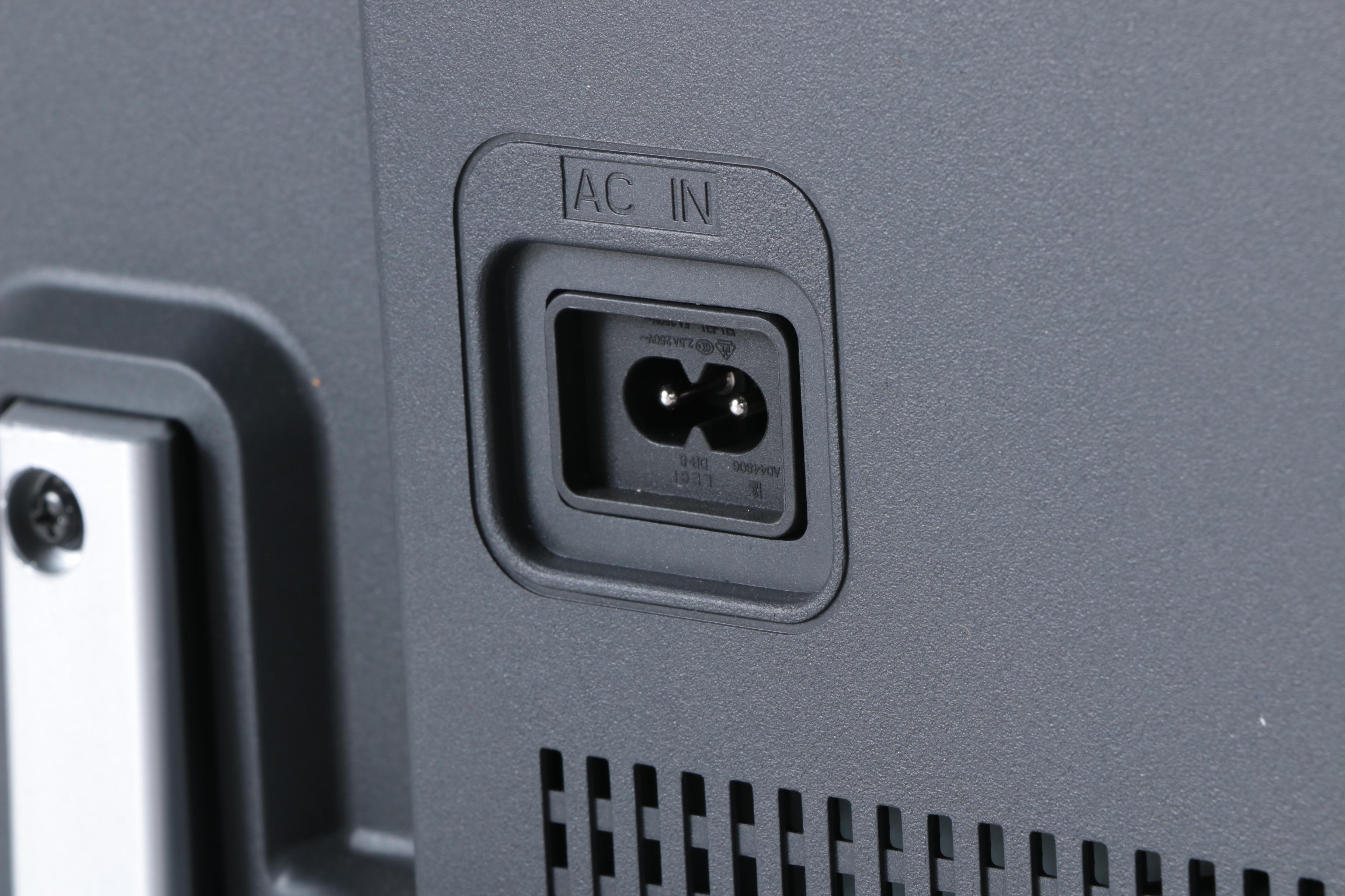 LG 50" UHD Smart LED TV