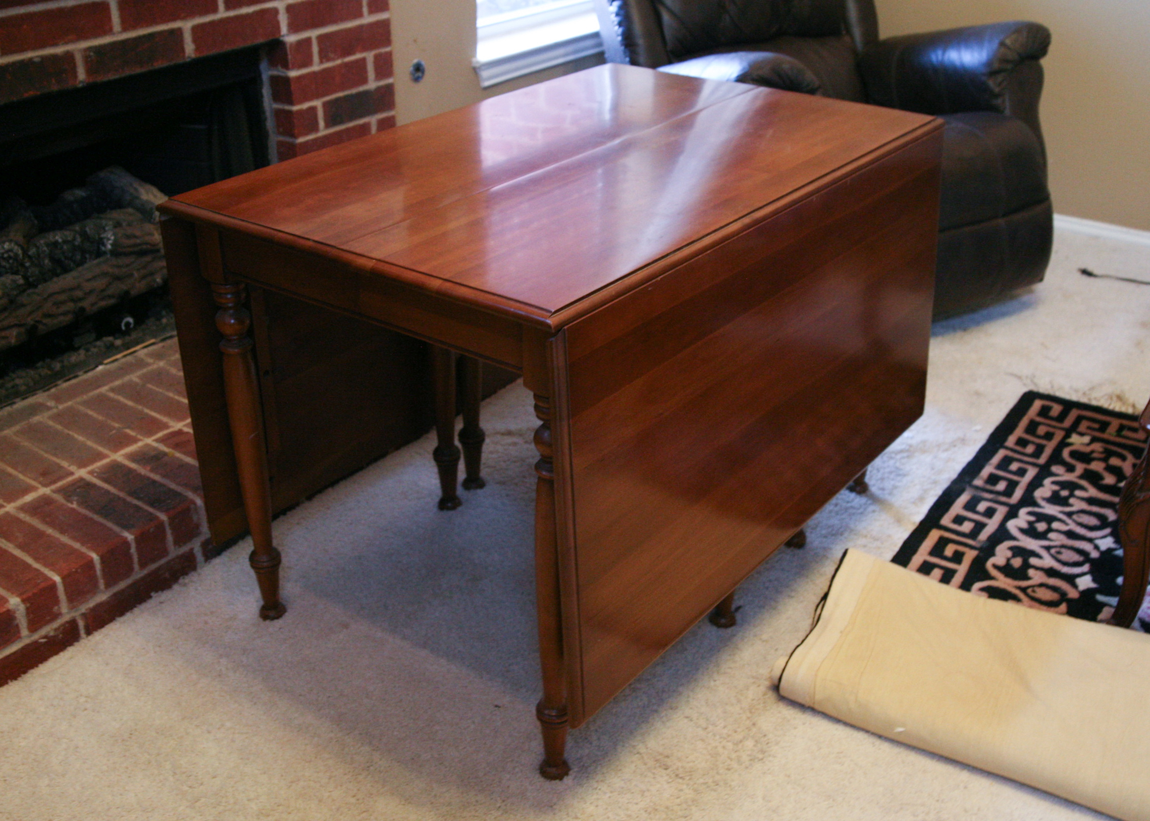 Cherry Drop-Leaf Gate-Leg Table
