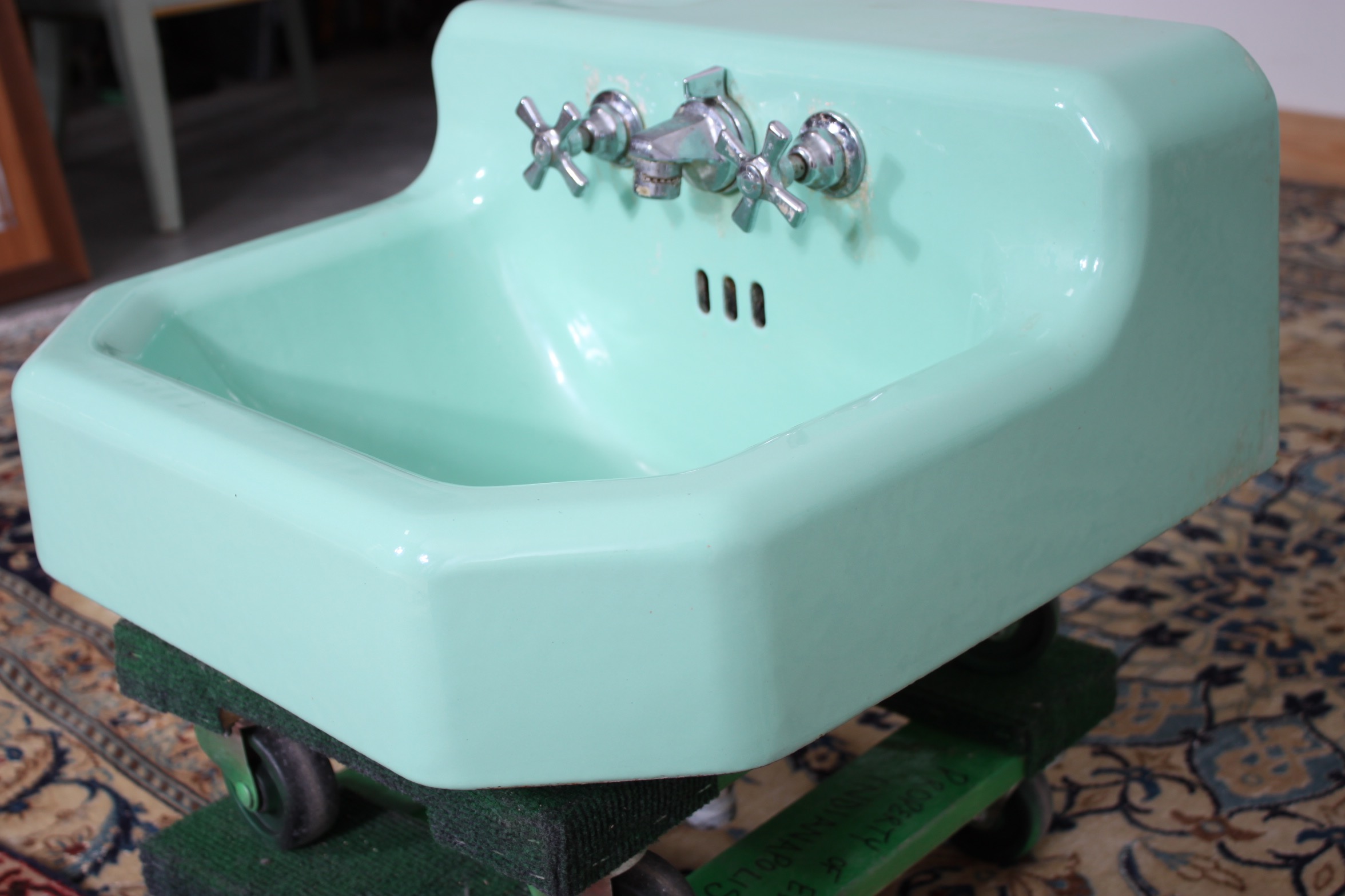 Mid Century American Radiator and Standard Sanitary Corporation Sink