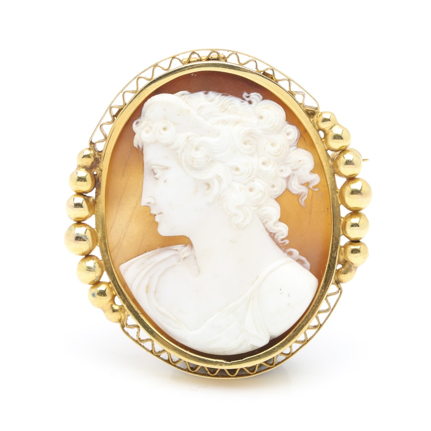 18K Yellow Gold Helmet Shell Cameo Converter Brooch