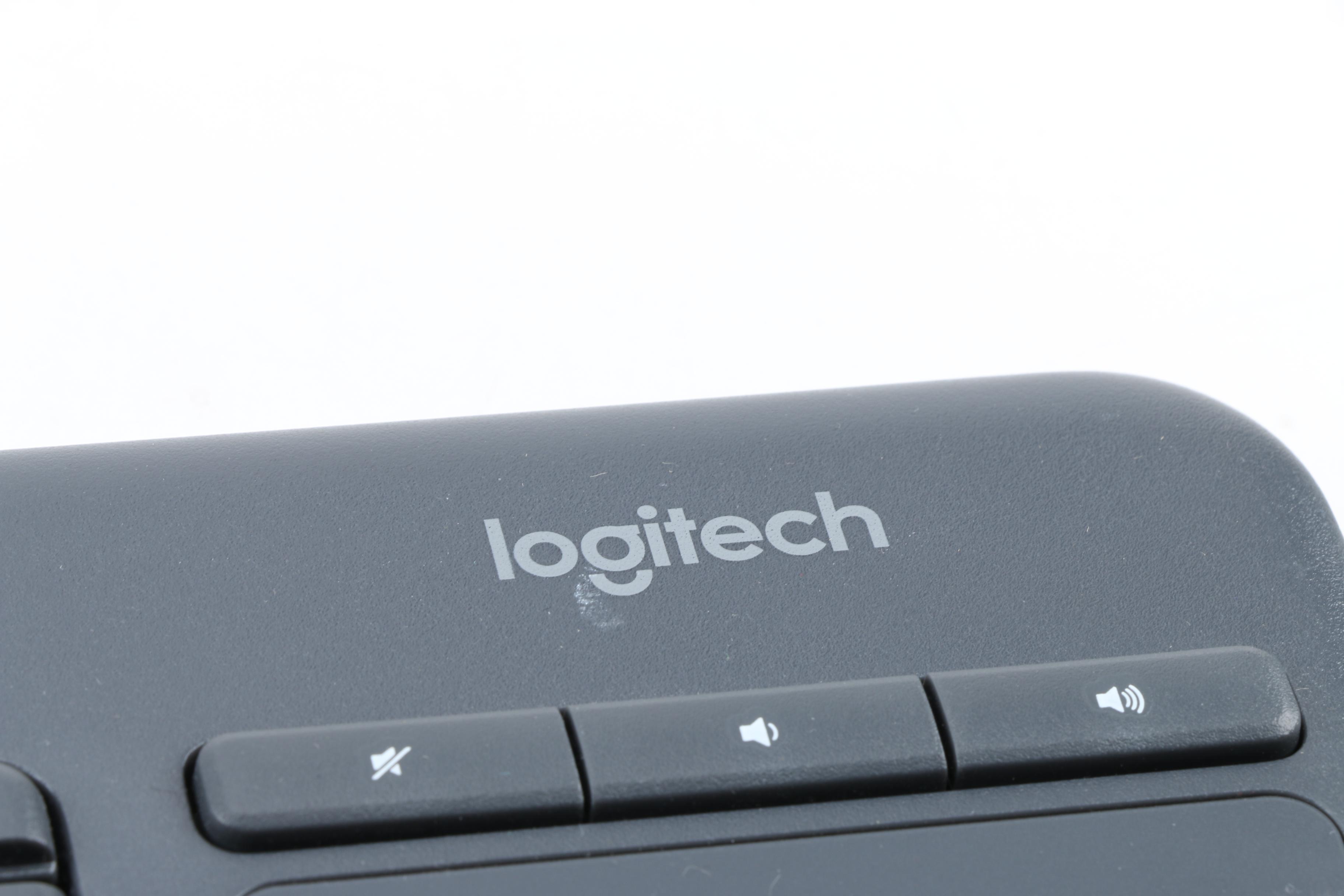 HP Chromebox with Logitech Wireless Keyboard