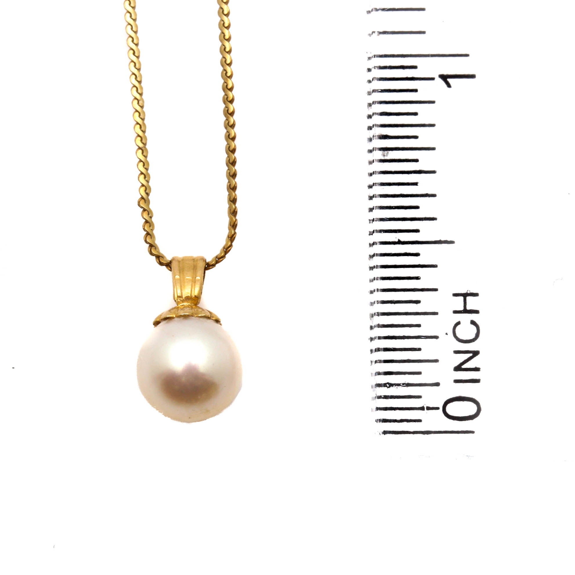 14K Yellow Gold Cultured Pearl Pendant Necklace