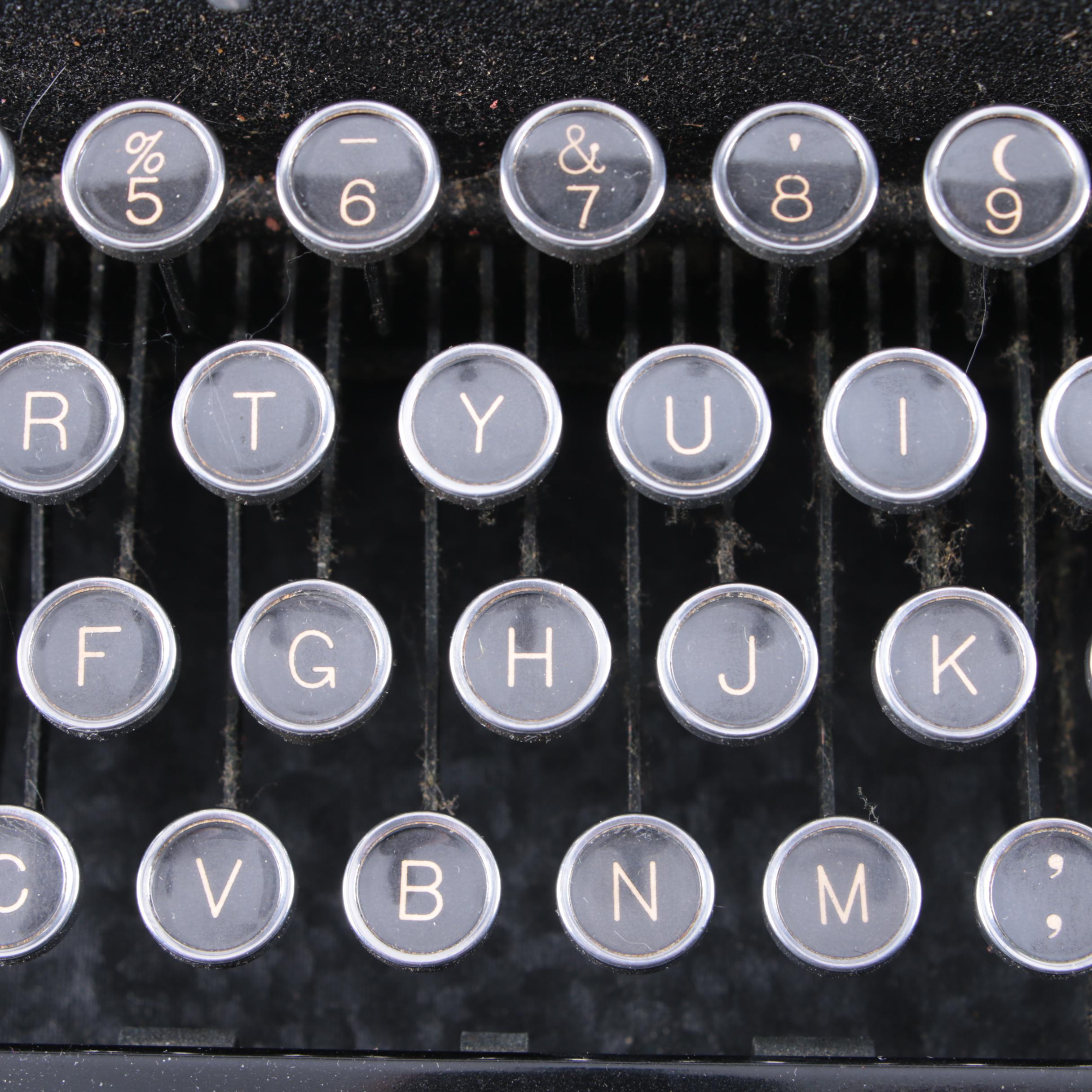 Vintage Royal "Aristocrat" Typewriter