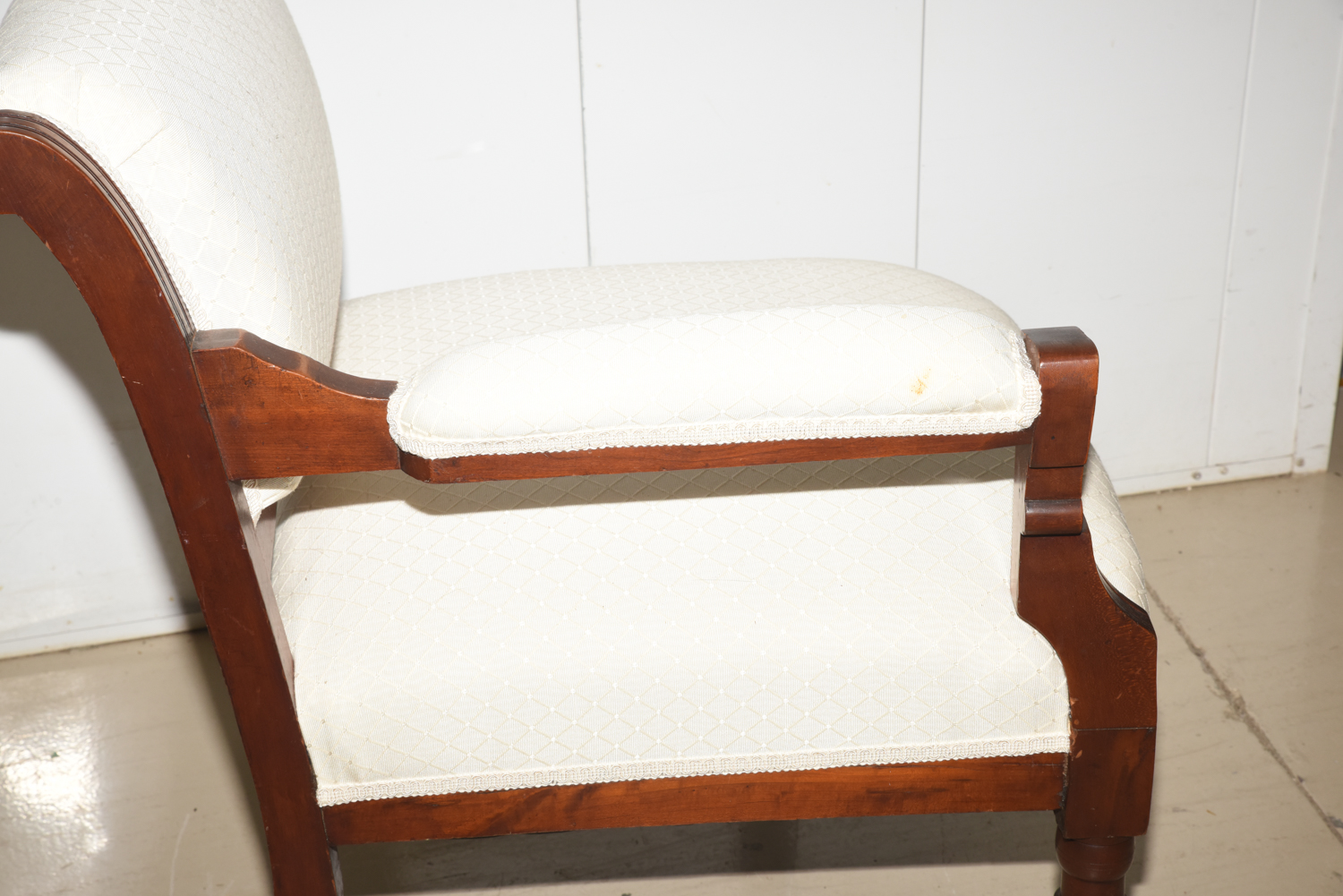 Eastlake Victorian Right-Arm Parlor Chair