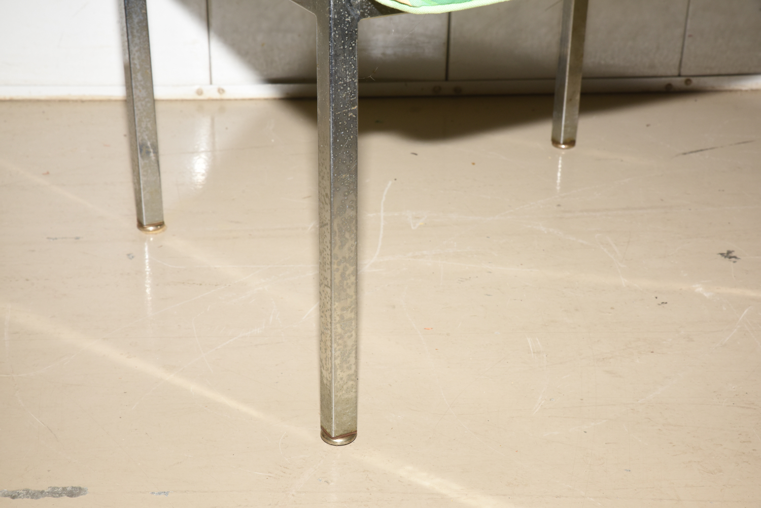 Mid Century Modern Style Side Chair