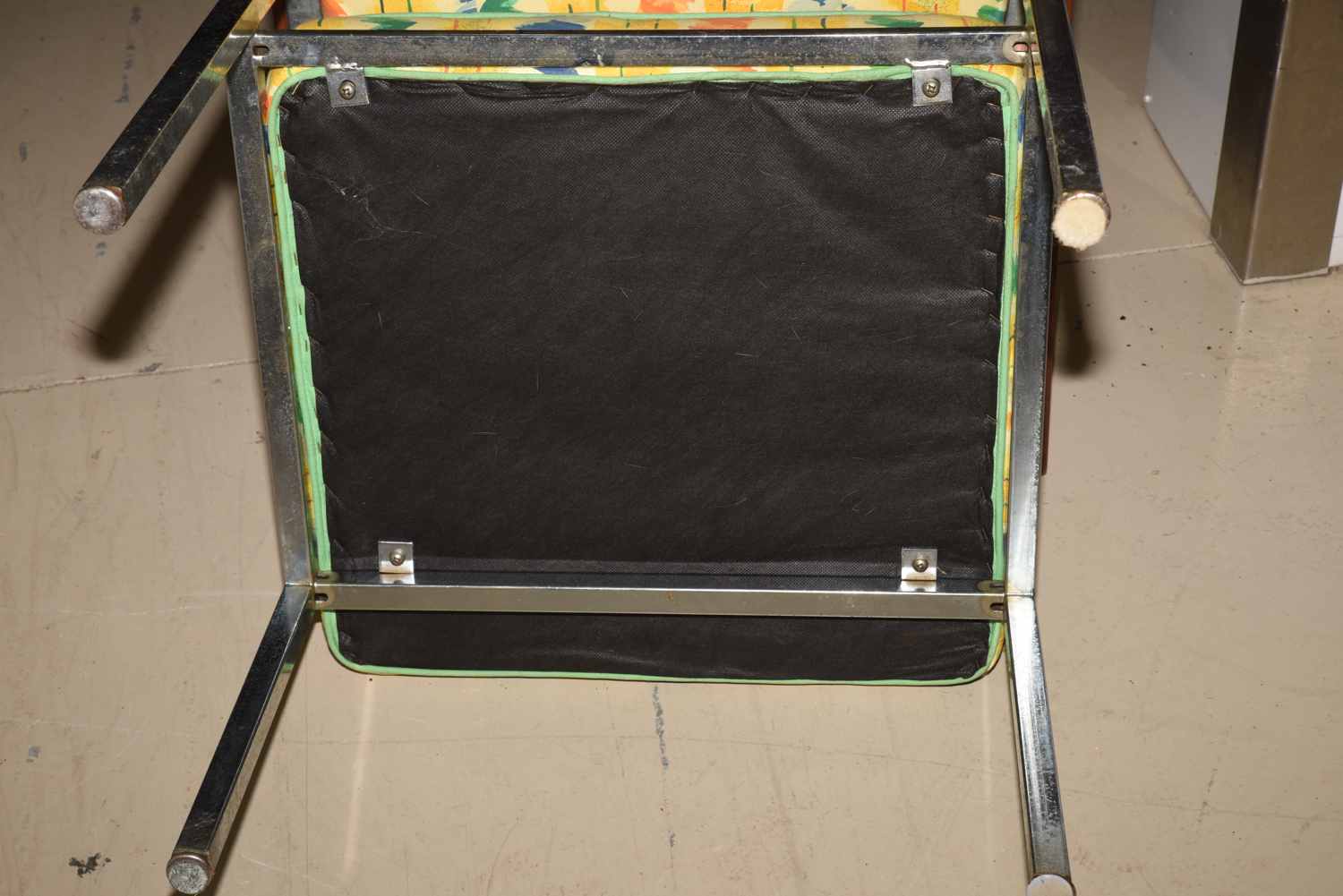 Mid Century Modern Style Side Chair