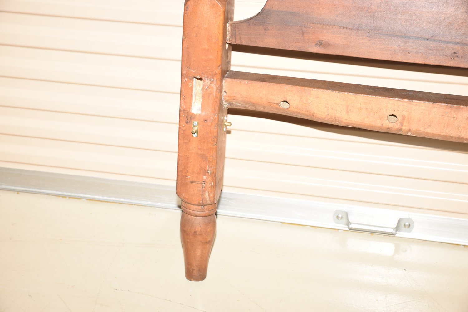 Antique Poplar Rope Bed in Standard Twin-Size