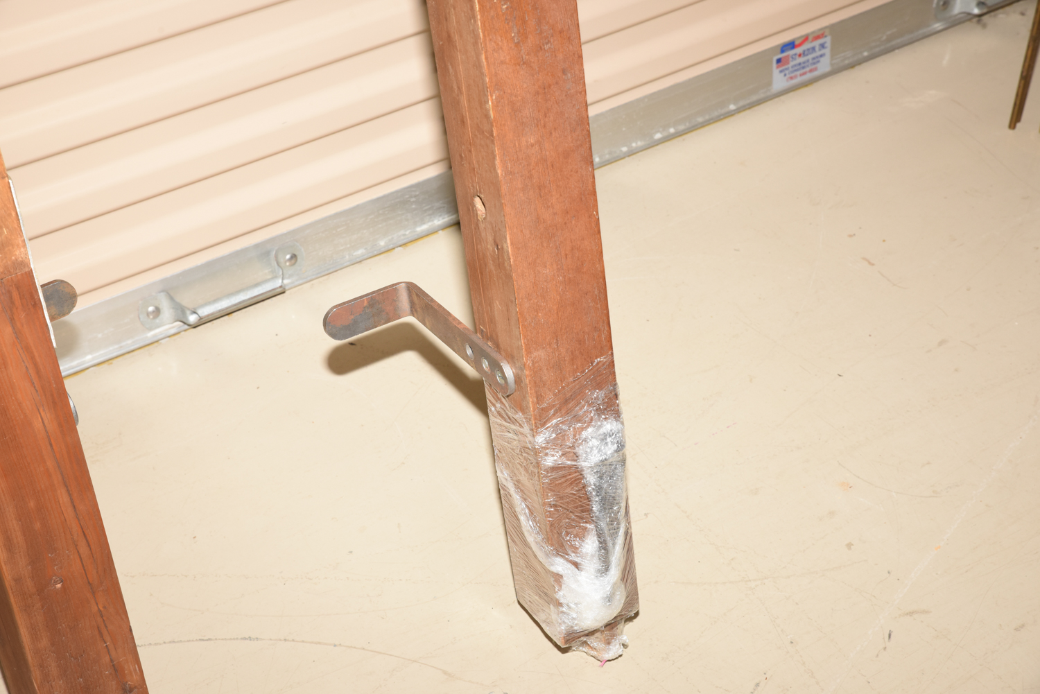 Antique Poplar Rope Bed in Standard Twin-Size