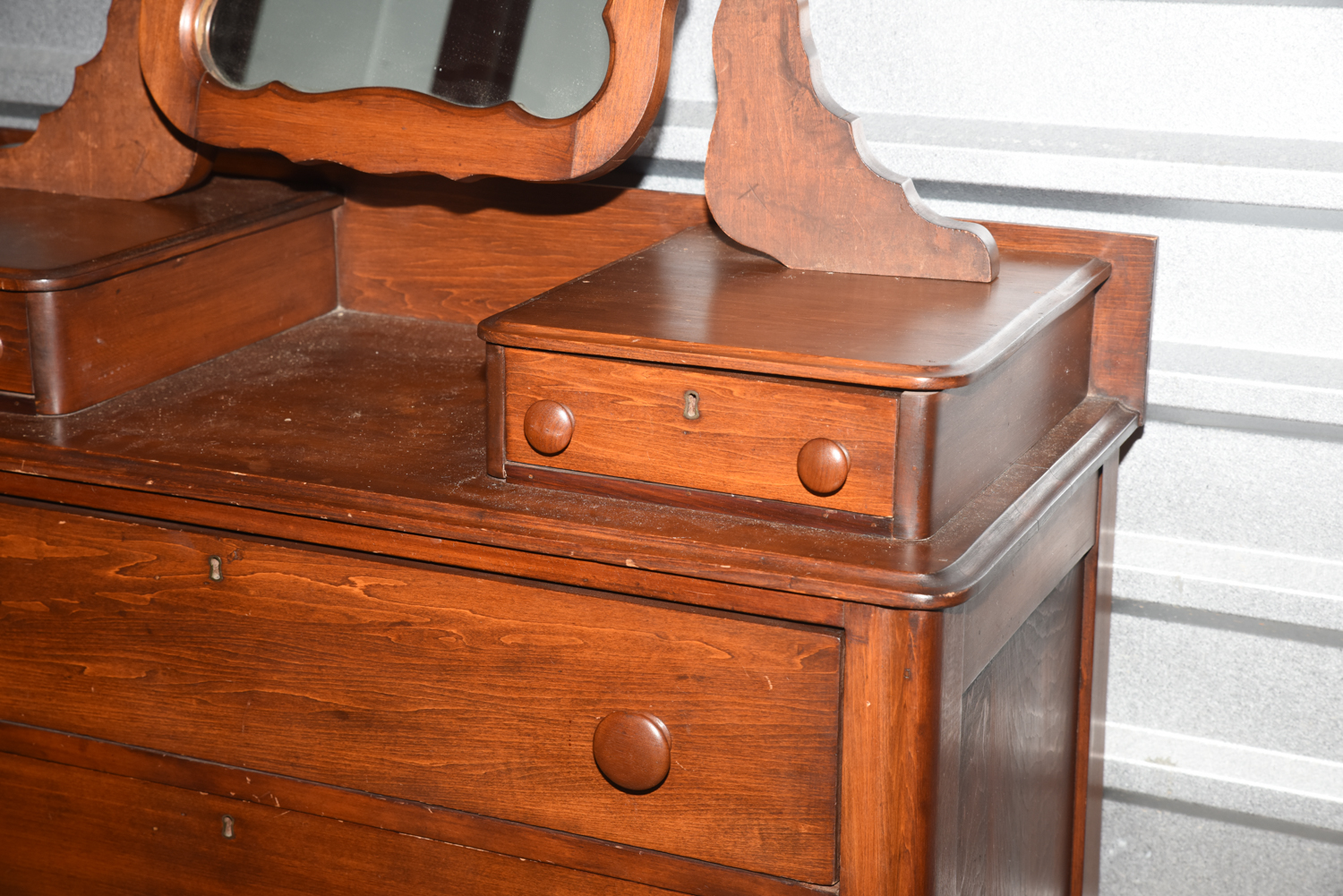 Antique Early Victorian Pine Chest of Drawers with Mirror