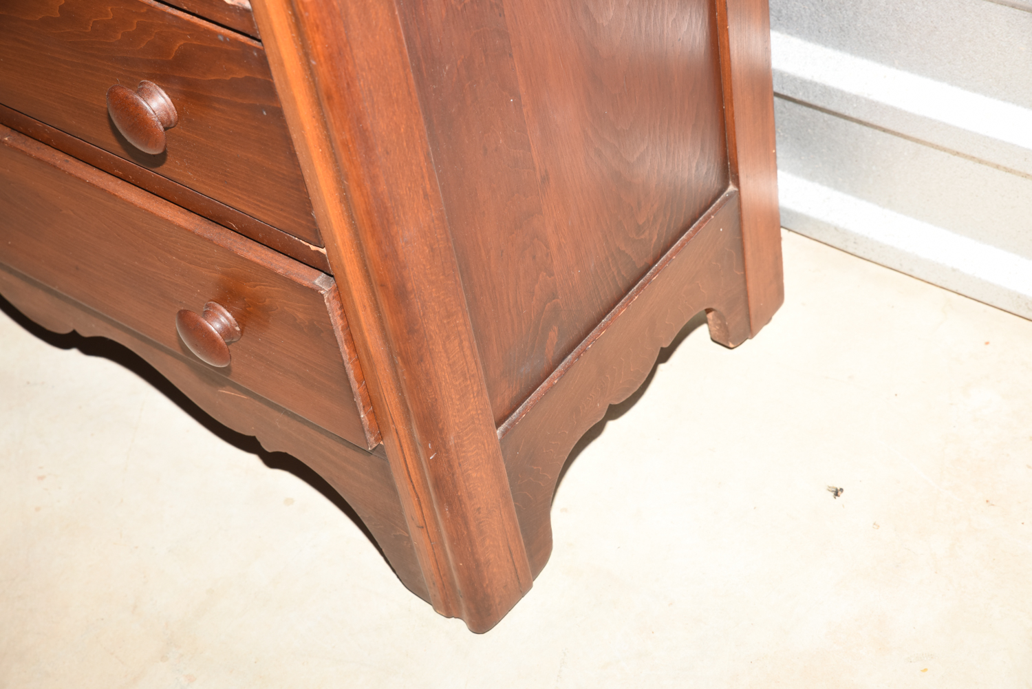 Antique Early Victorian Pine Chest of Drawers with Mirror