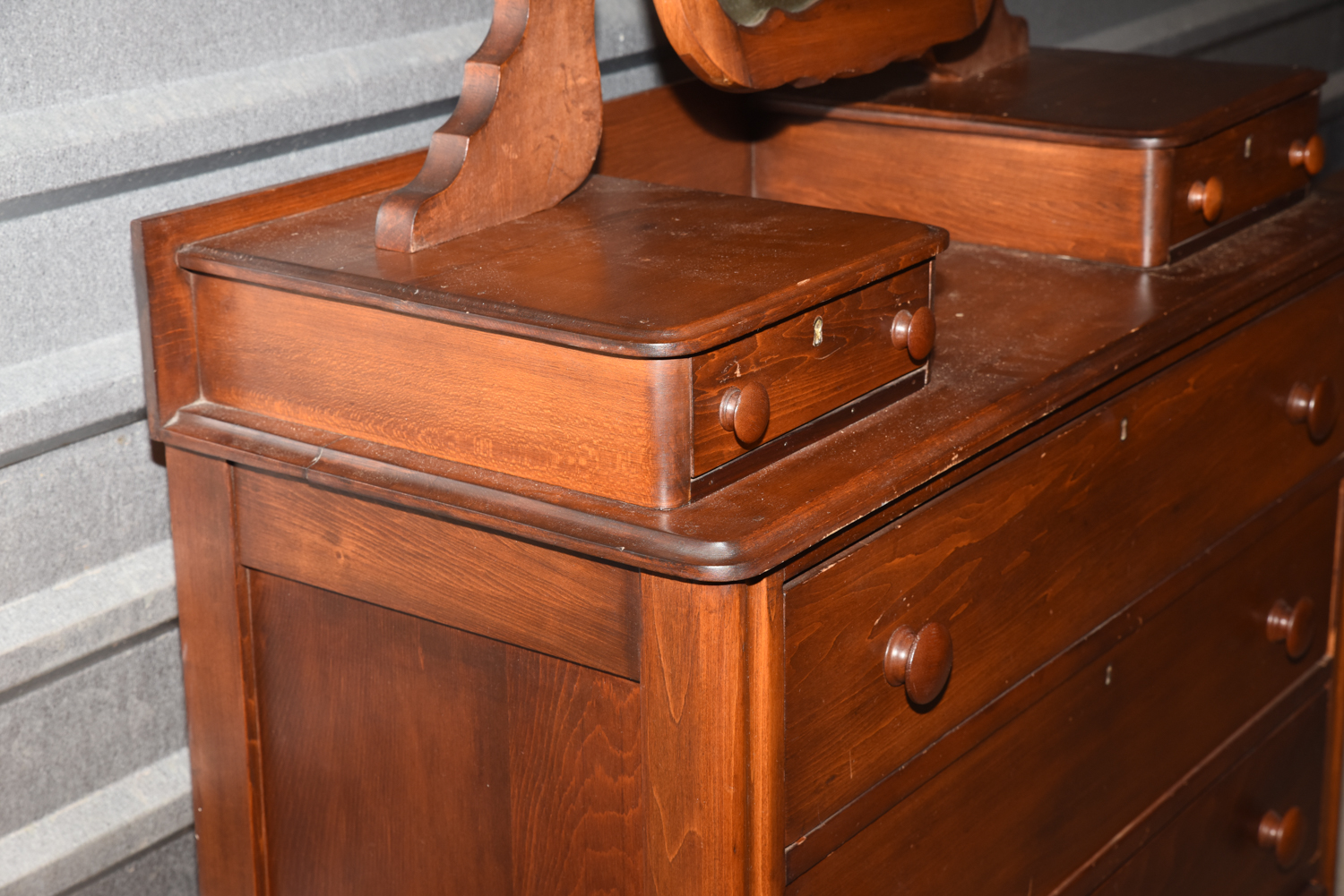 Antique Early Victorian Pine Chest of Drawers with Mirror