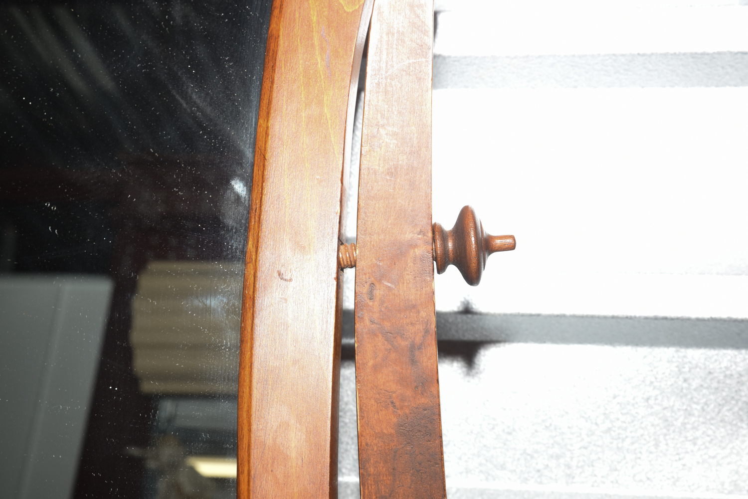 Antique Early Victorian Pine Chest of Drawers with Mirror