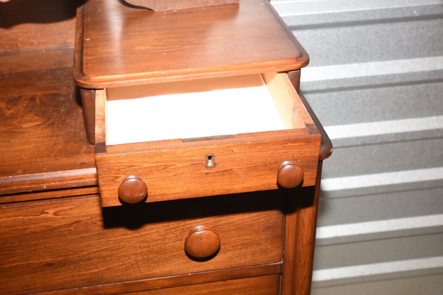 Antique Early Victorian Pine Chest of Drawers with Mirror