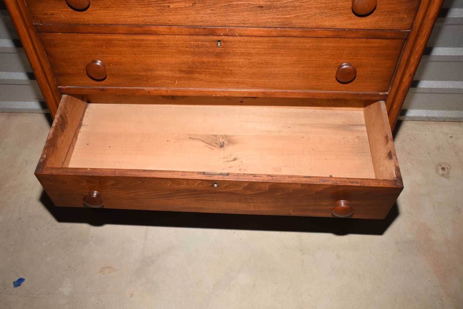 Antique Early Victorian Pine Chest of Drawers with Mirror