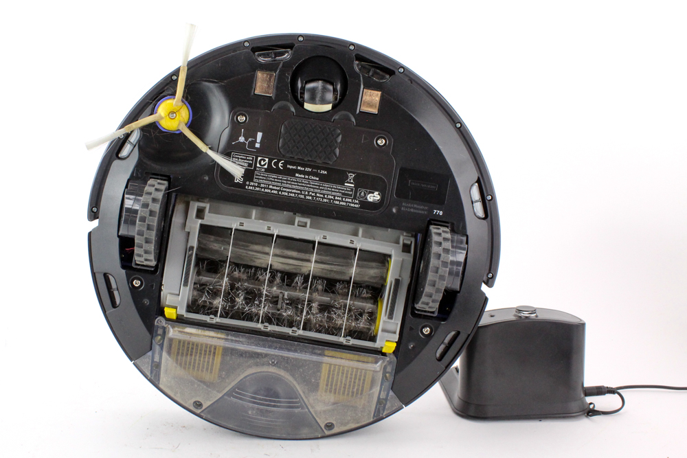 iRobot Roomba Vacuum 770