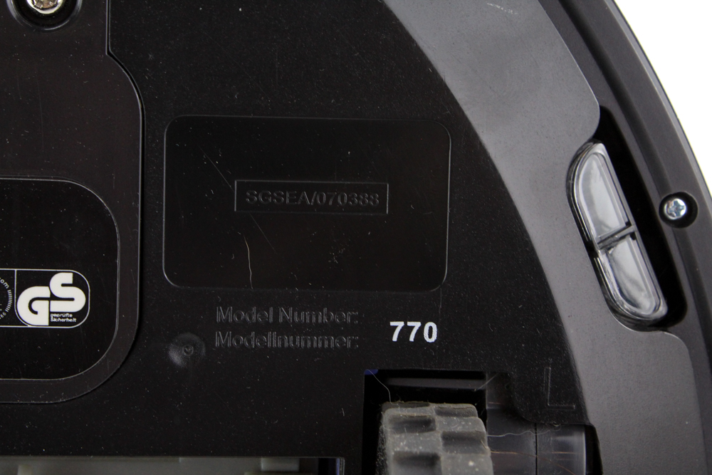iRobot Roomba Vacuum 770