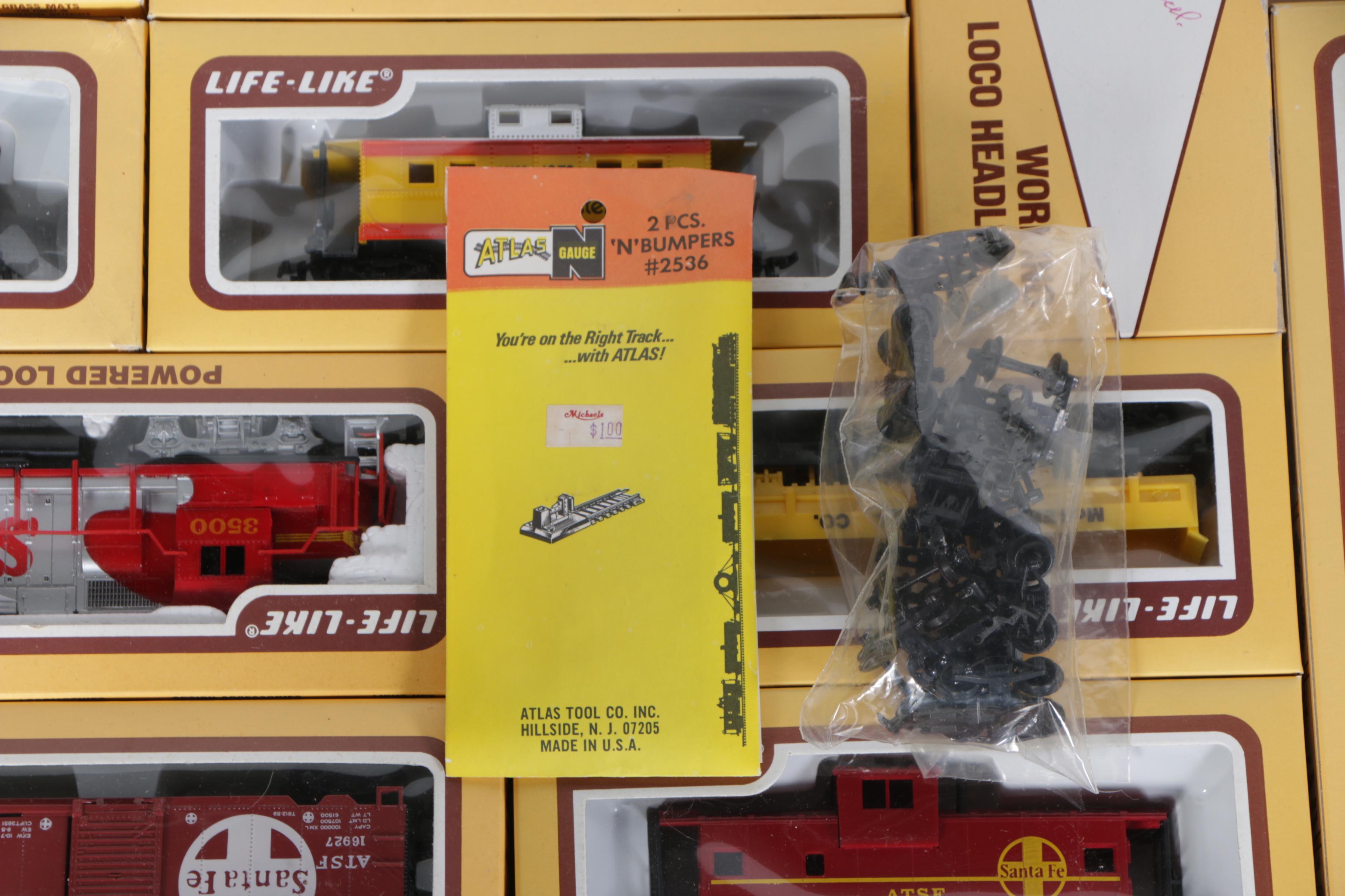 Life-Like Cargo King Model Train Set