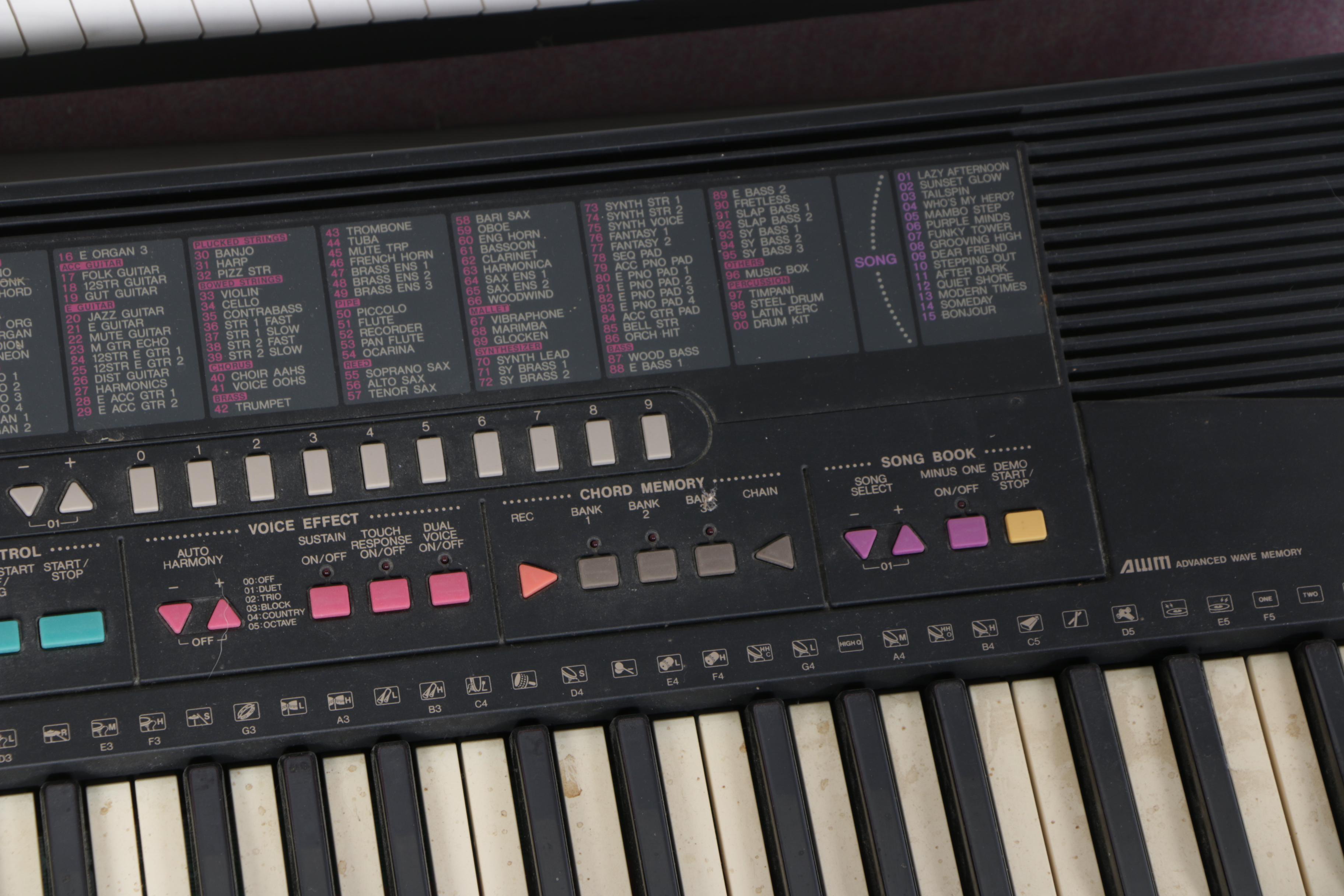 Yamaha Portatone PSR-215 Portable Keyboard