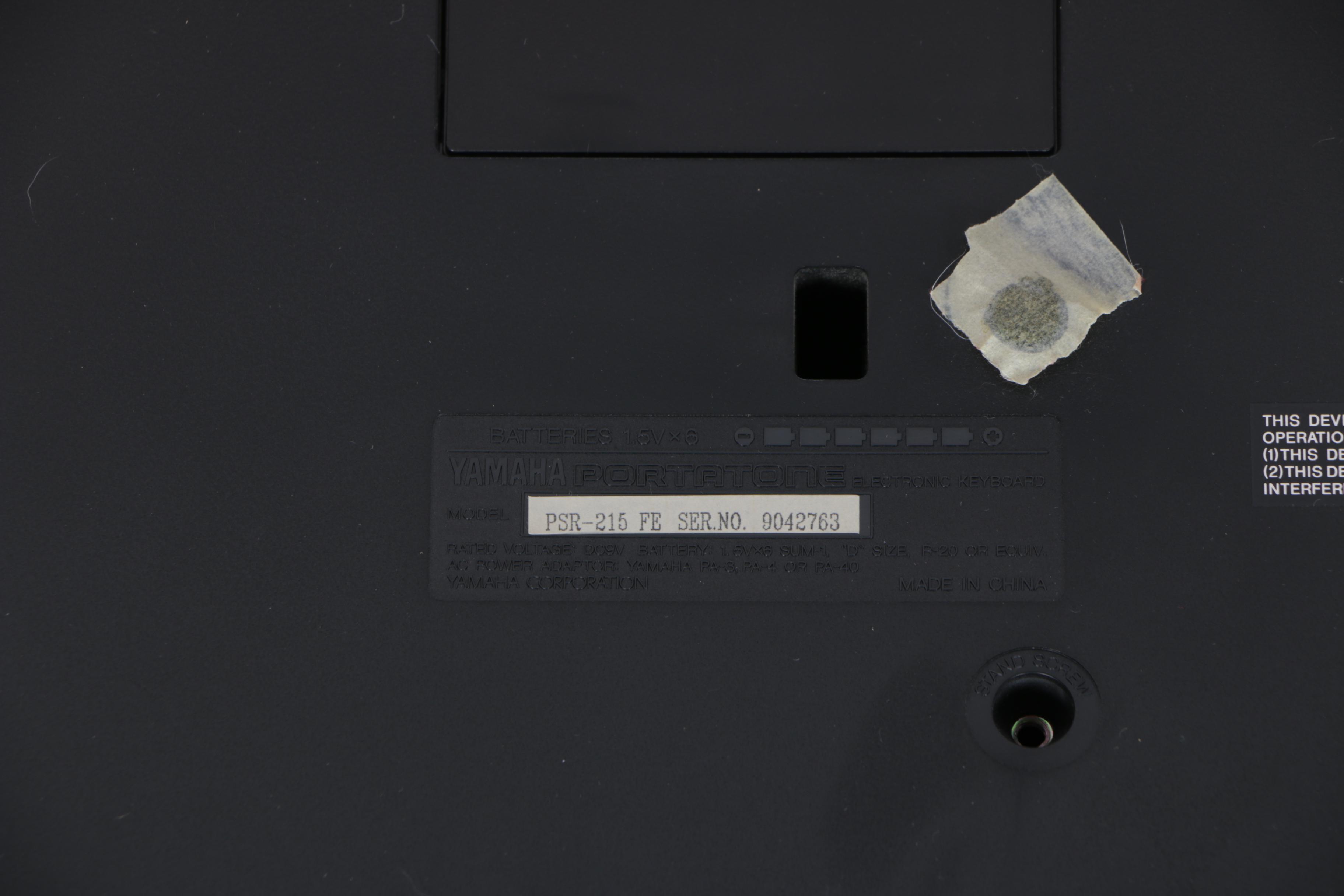 Yamaha Portatone PSR-215 Portable Keyboard