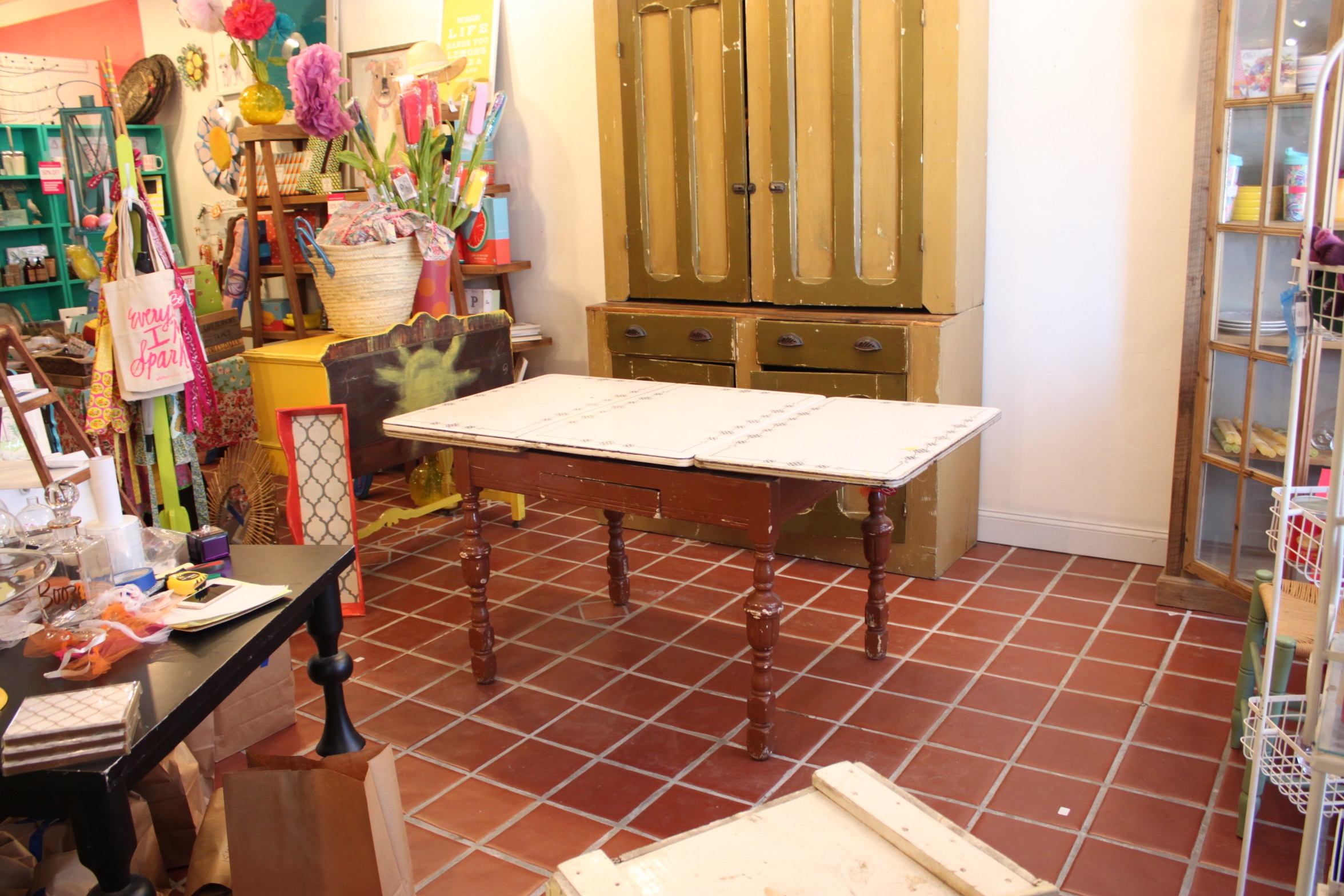 Vintage Enamelware Draw-Leaf Table