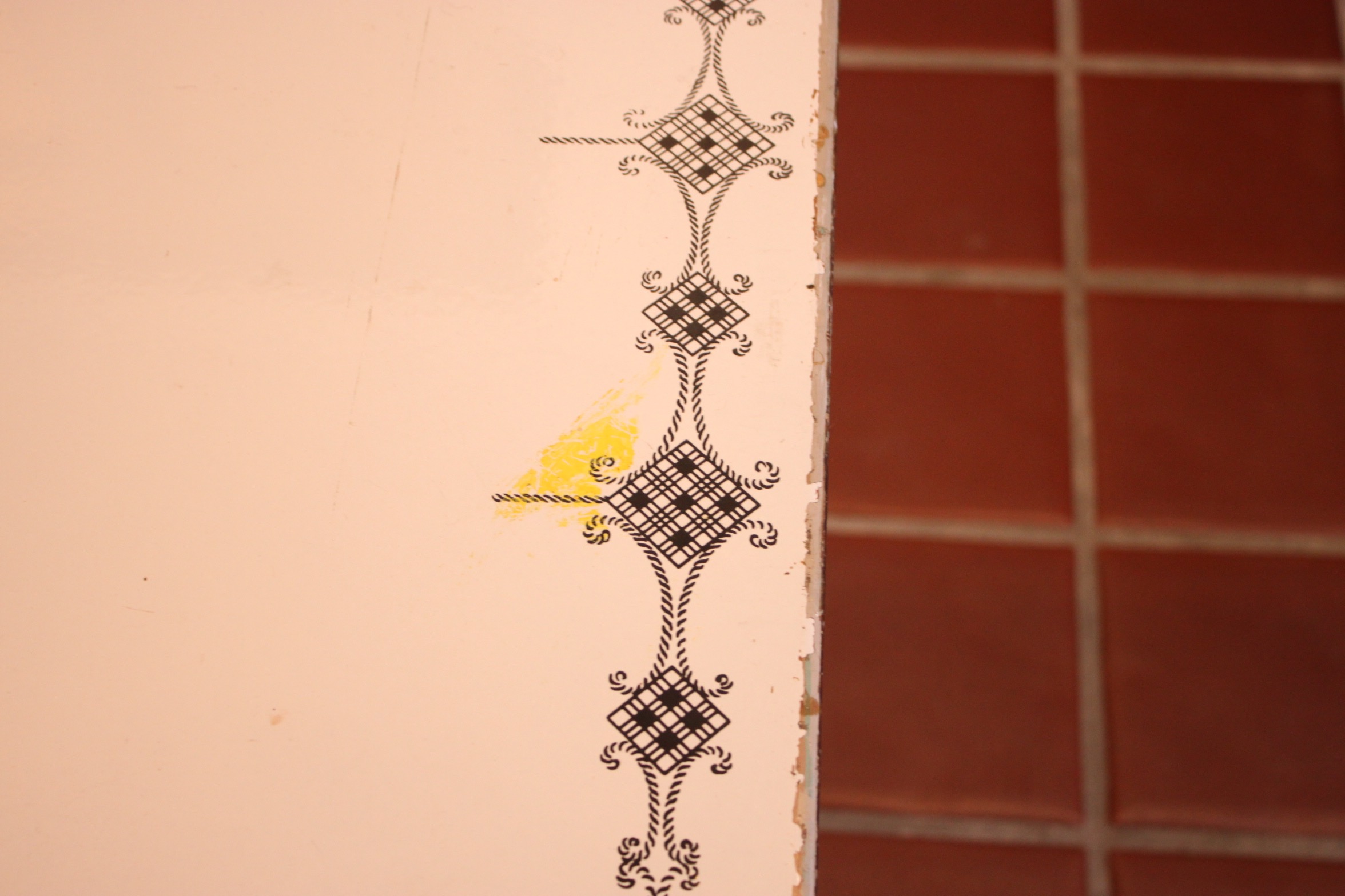 Vintage Enamelware Draw-Leaf Table