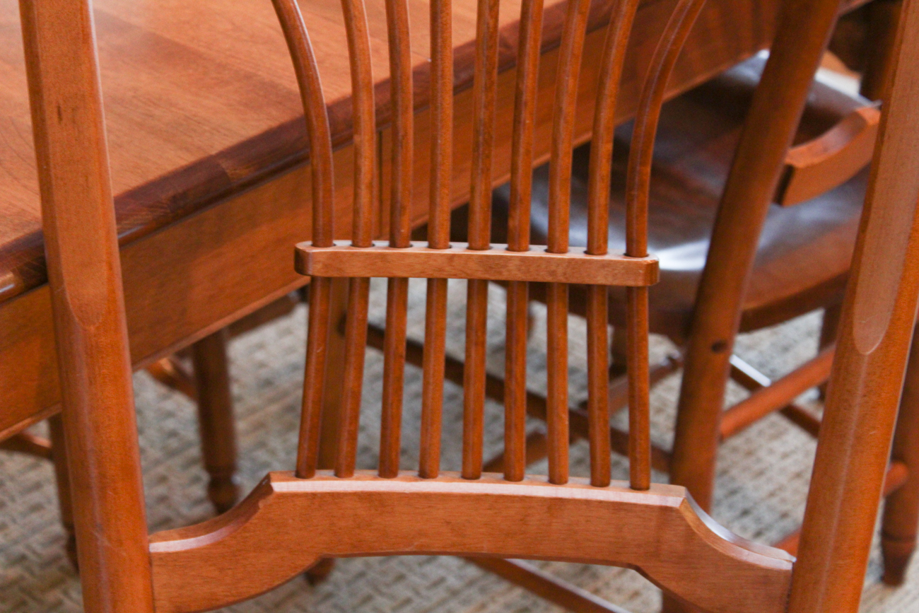 Nichols & Stone Dining Set