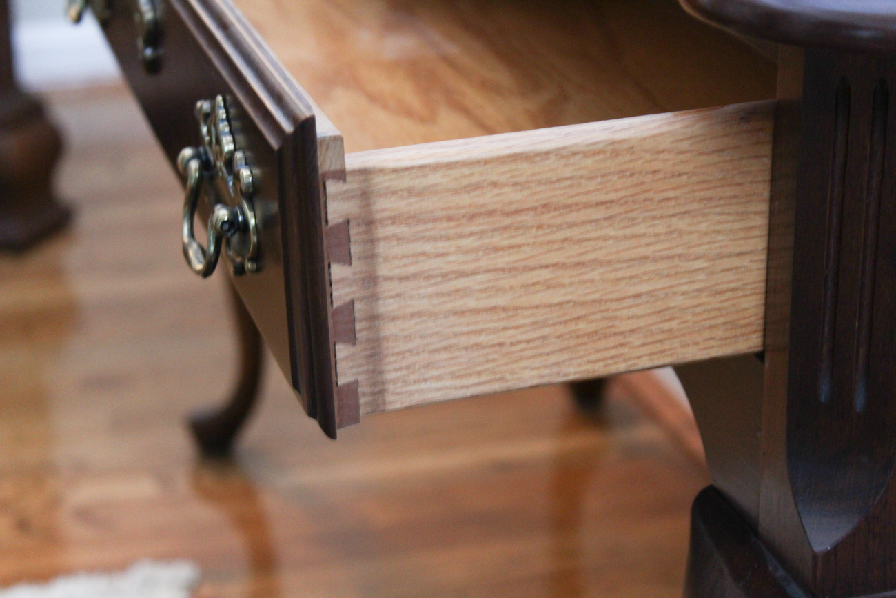 Pennsylvania House Queen Anne Cherry Console Table