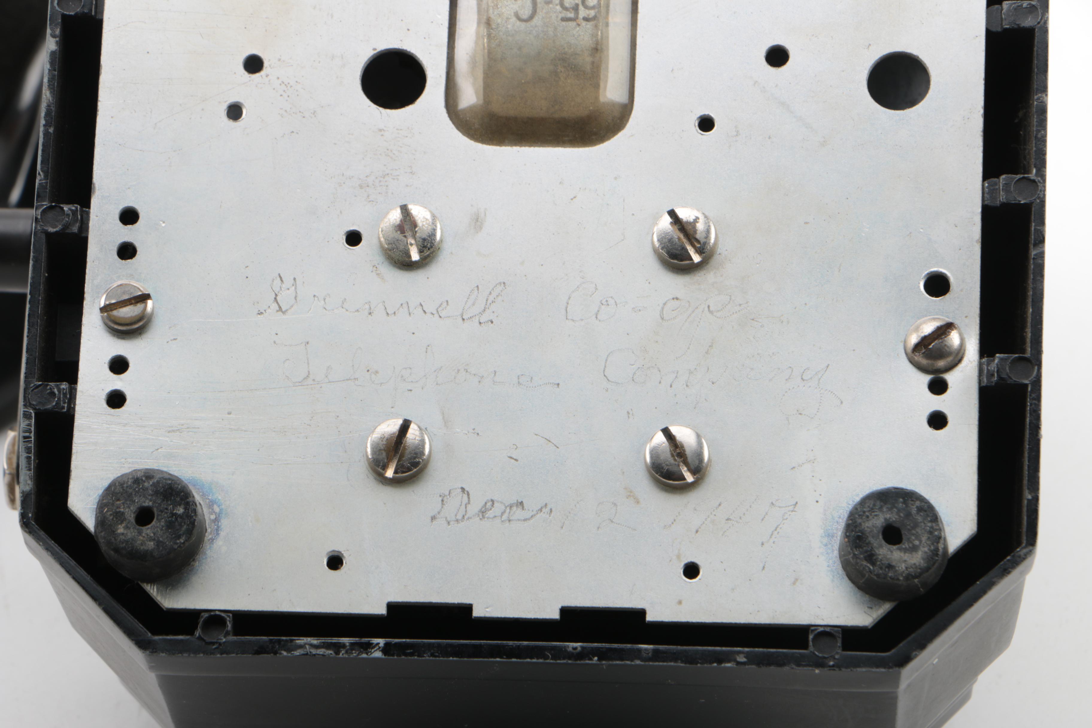 Vintage Stromberg Carlson Crank Telephone