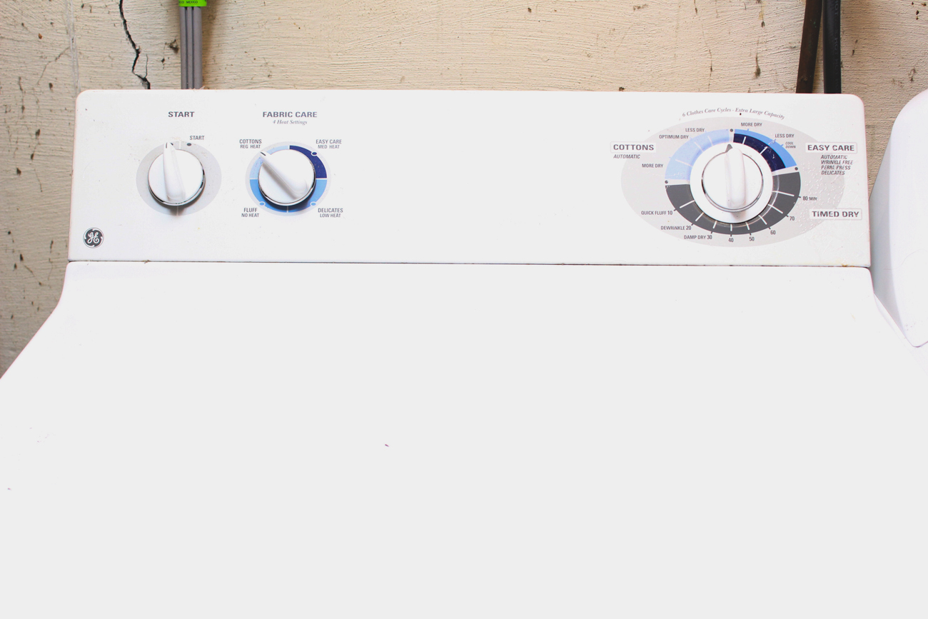 GE Top-Load Washer with GE Electric Dryer