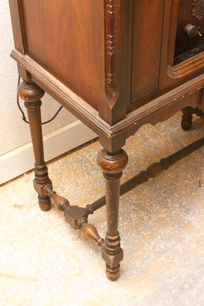 Vintage Silvertone Console Radio