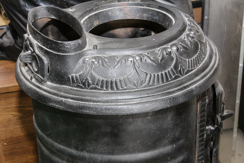 Vintage Geotrich Hardware Co. F-Series Wood-Burning Stove