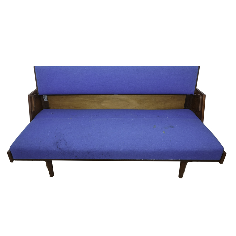 Danish Modern Style Teak Day Bed After Wegner