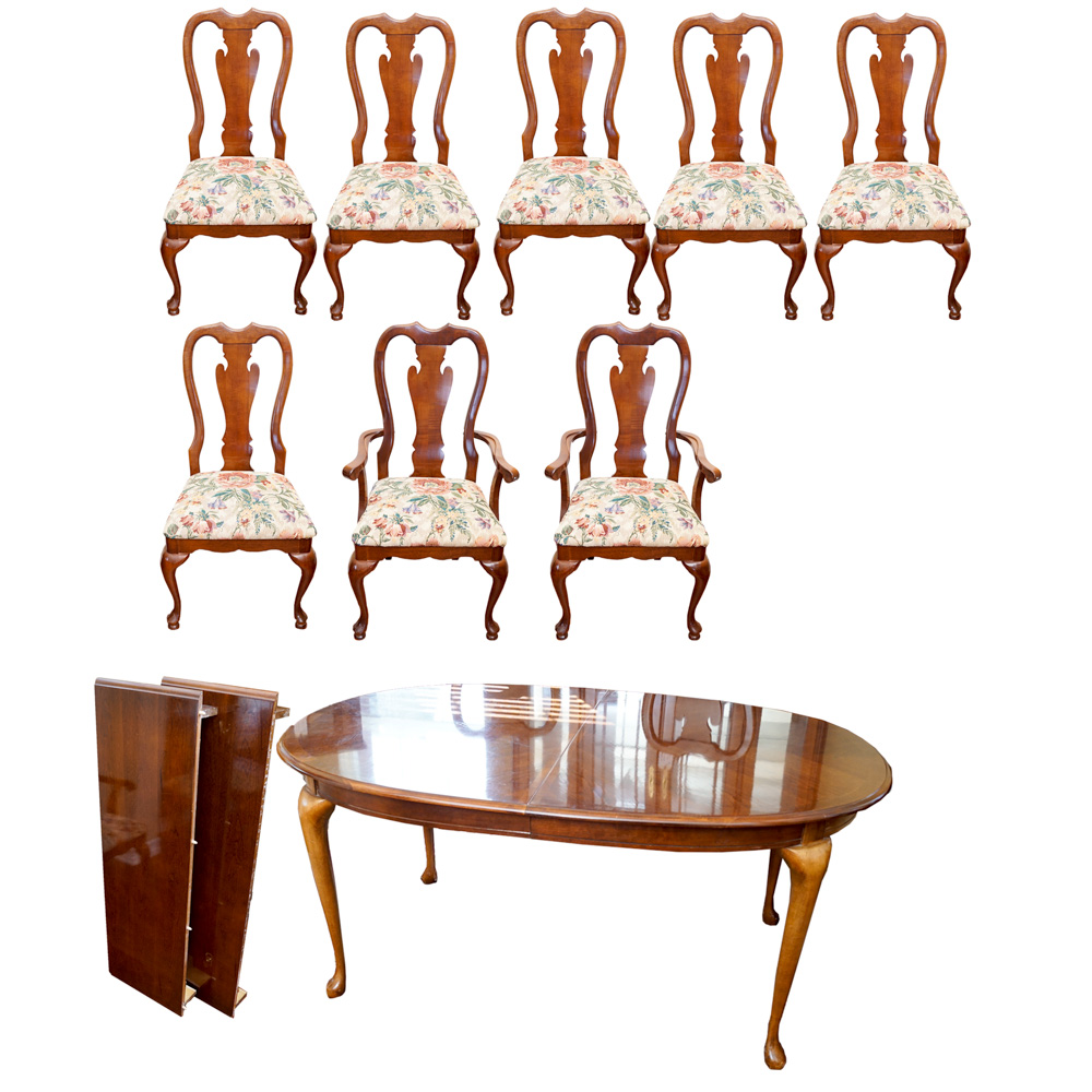 American Drew Queen Anne Style Dining Table and Chairs