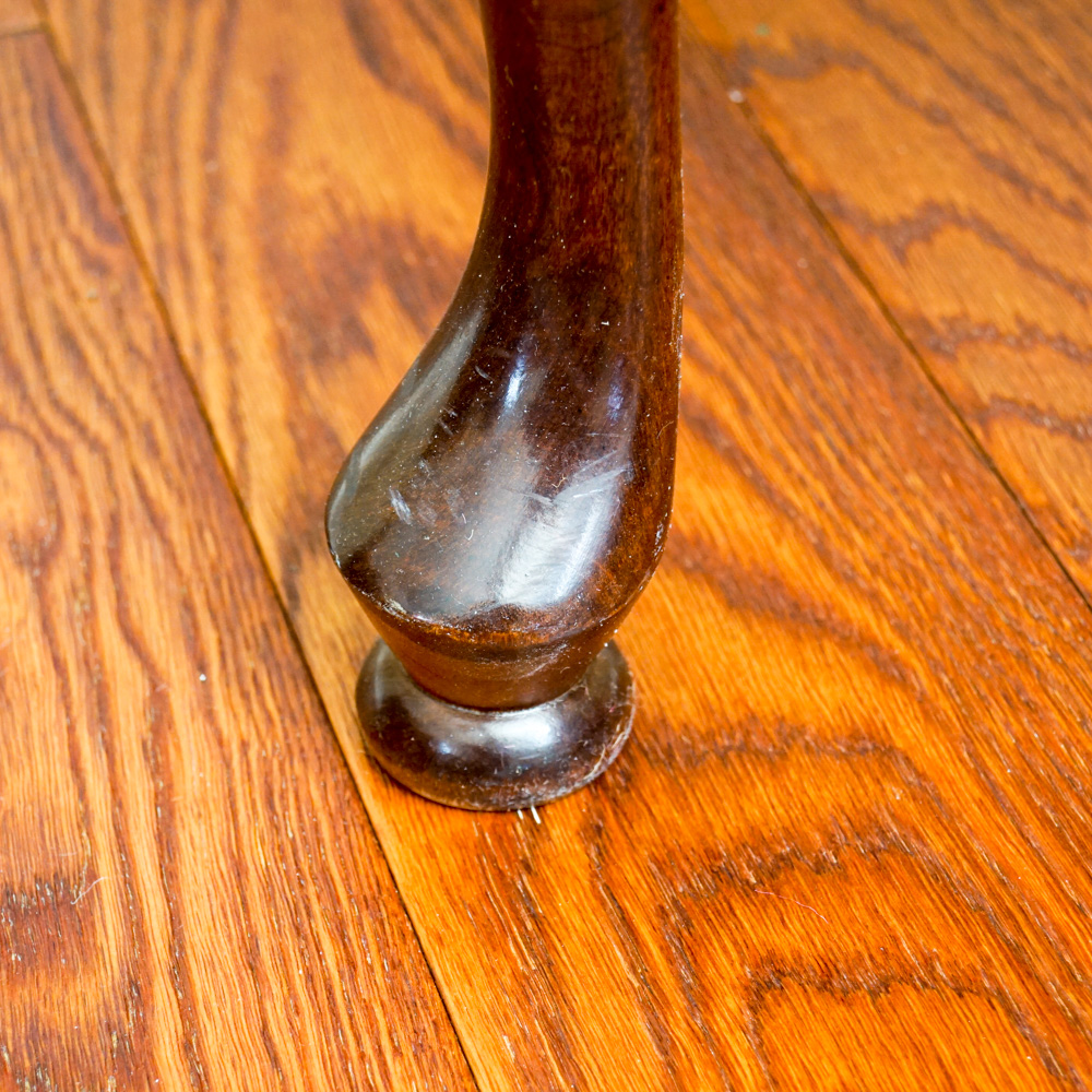 American Drew Queen Anne Style Dining Table and Chairs