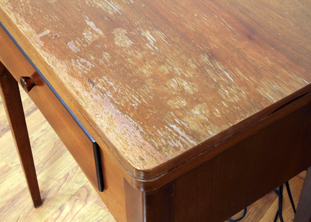 Singer Sewing Machine and Cabinet