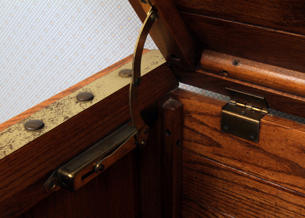 Circa 1980s "Windjammer" Oak Sea Chest by Young-Hinkle