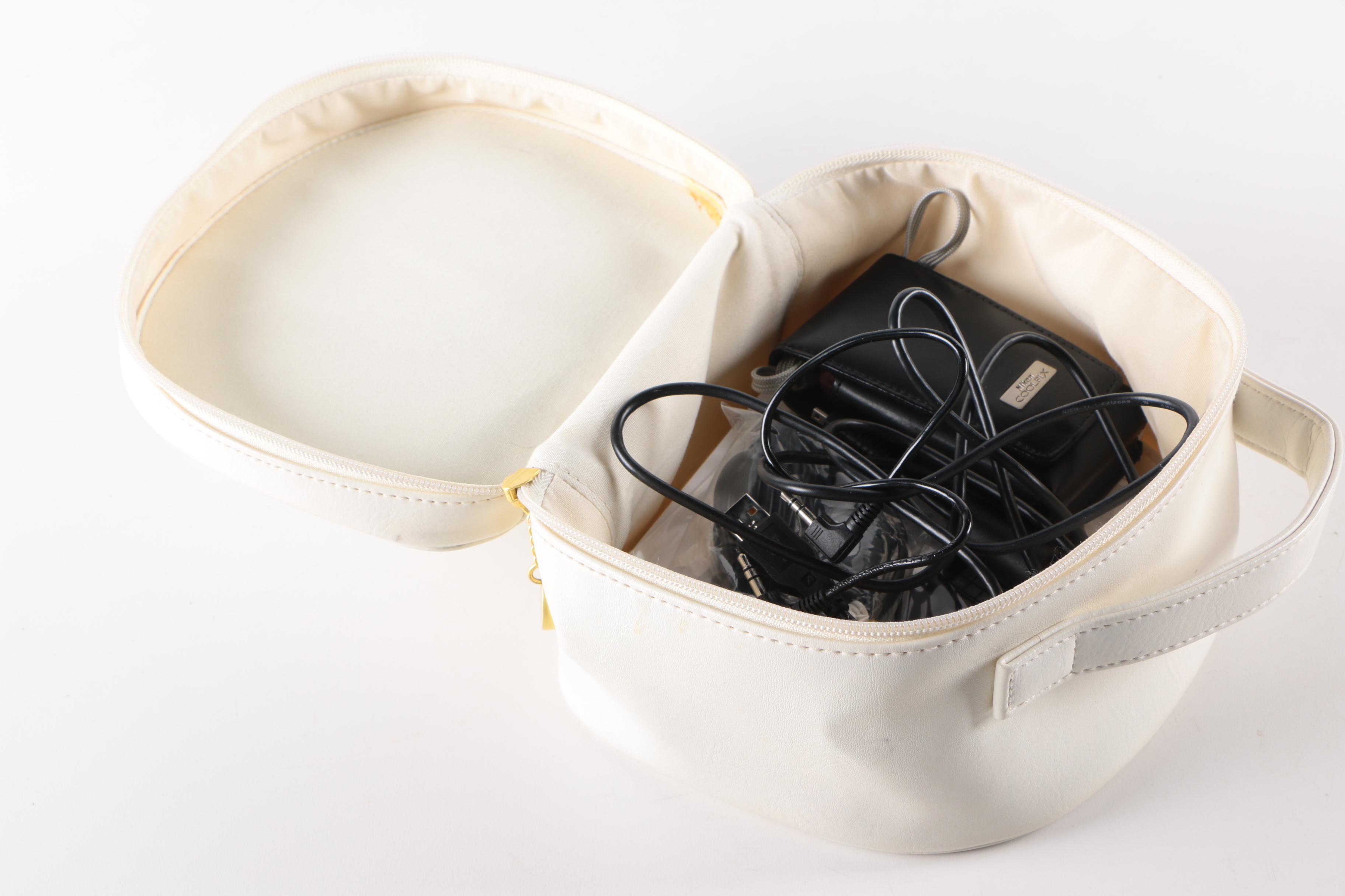 Nikon Coolpix S210 Camera with Accessories