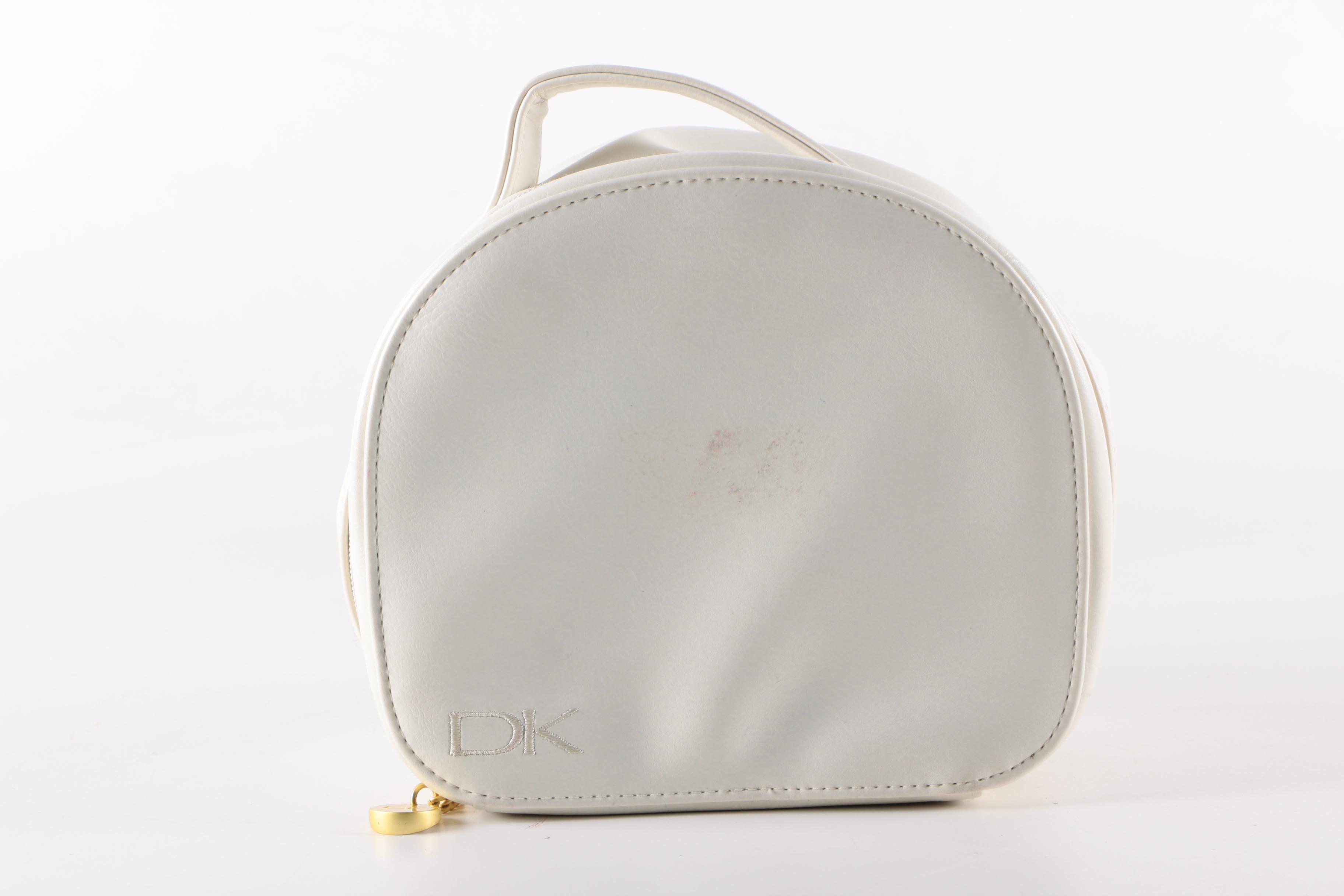 Nikon Coolpix S210 Camera with Accessories